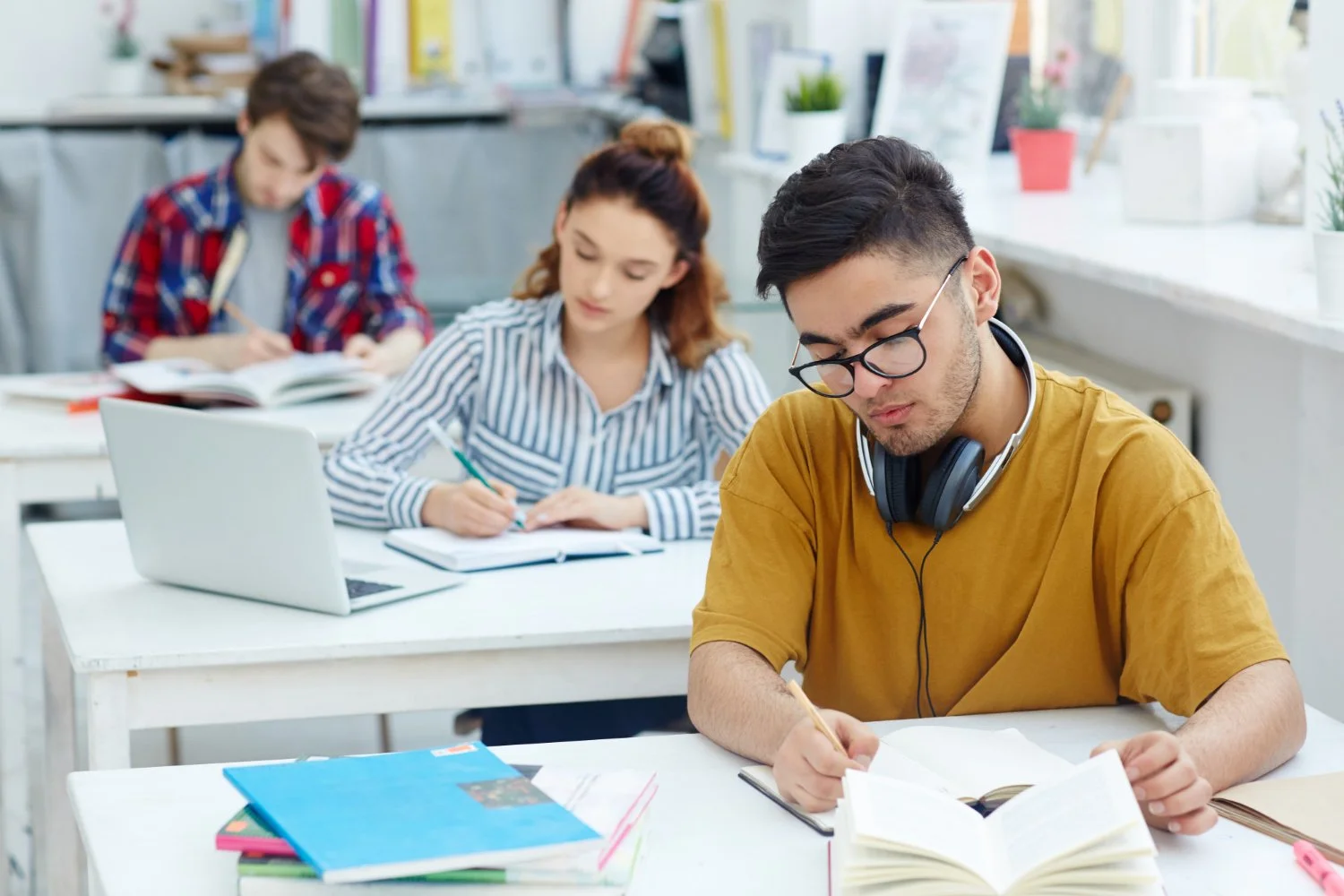 Online Maths & Science Tutors