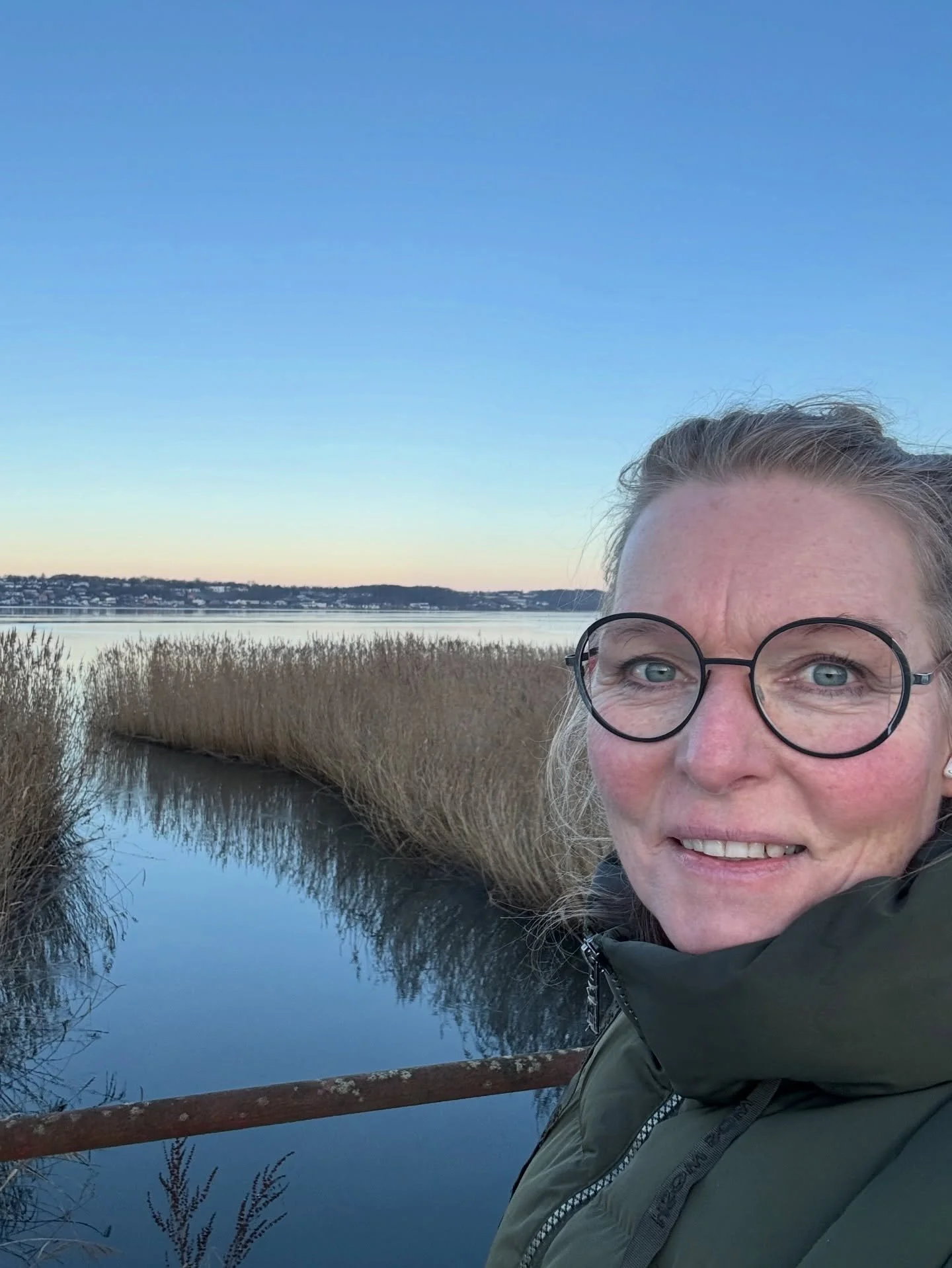 G&oslash;r hver dag til en god dag. 

M&aring;ske t&aelig;nker du det er let at skrive, fordi du er et sv&aelig;rt sted i livet. 

At g&oslash;re hver dag til en god dag, handler ikke om at ignorere det som er sv&aelig;rt. Det handler heller ikke om 