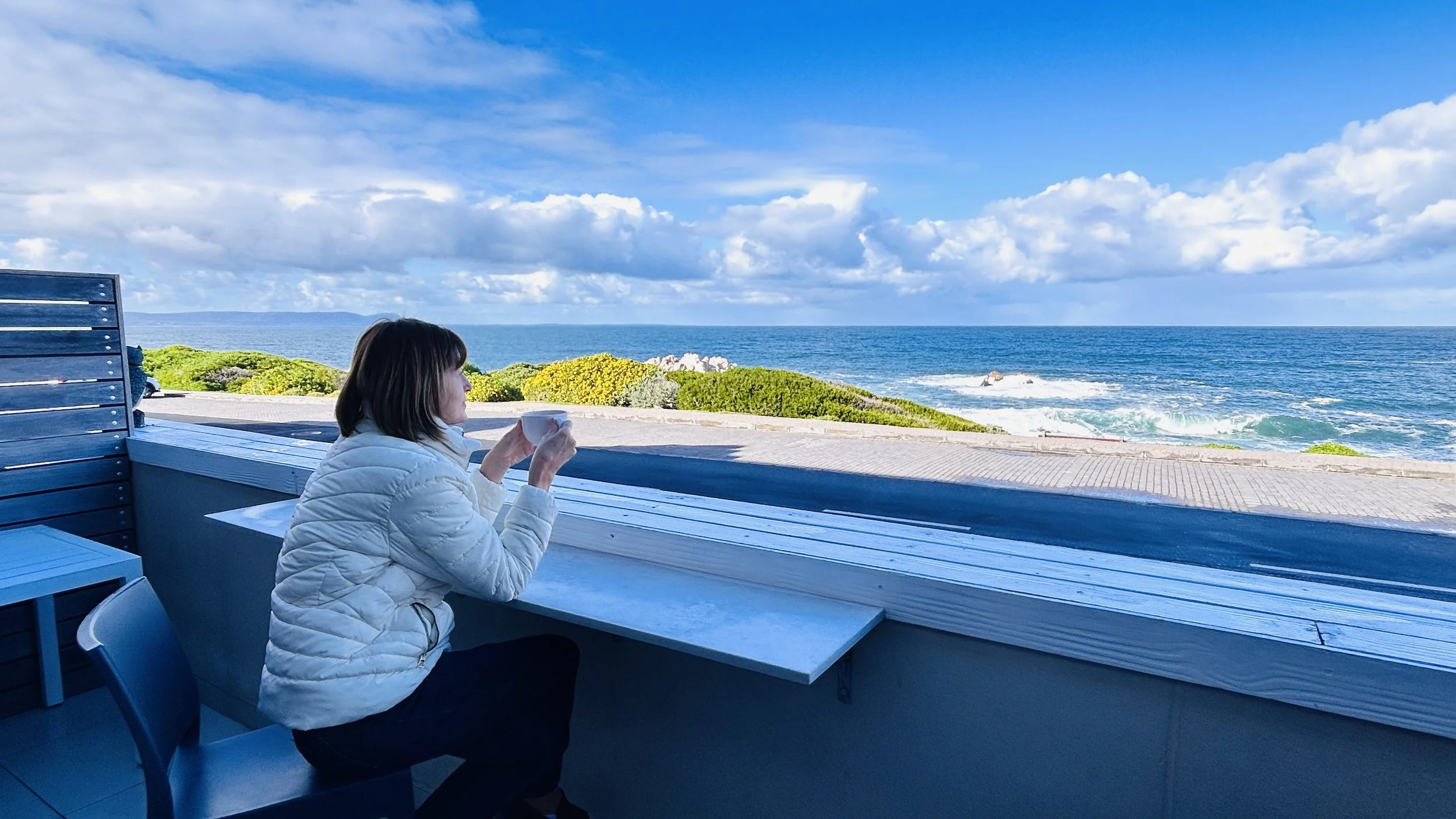 Outdoor "coctail bar" style seating area on the private patio of The View - great spot for sundowners or morning coffee while taking in the views, smells and sounds of the ocean.