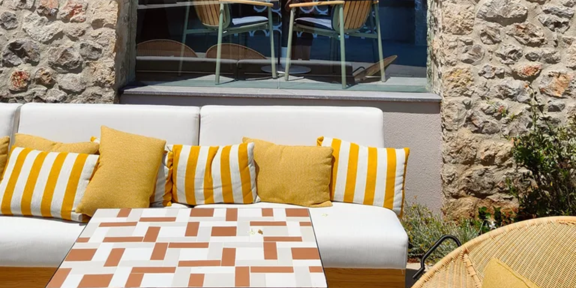 A lick of vibrance amidst a sea of neutrals is the way to go.