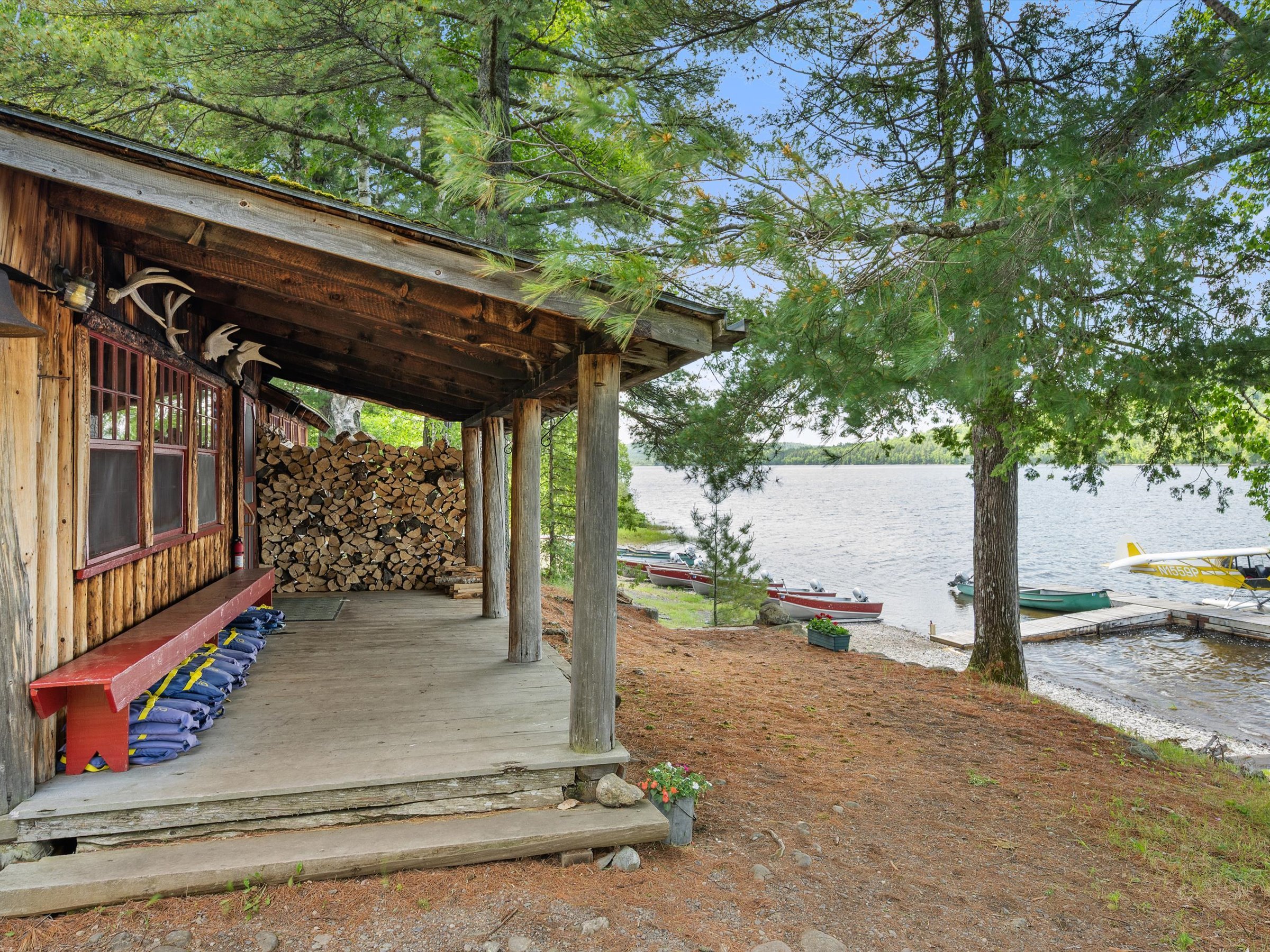 042-Bradford Camps, Munsungan Lake.jpg