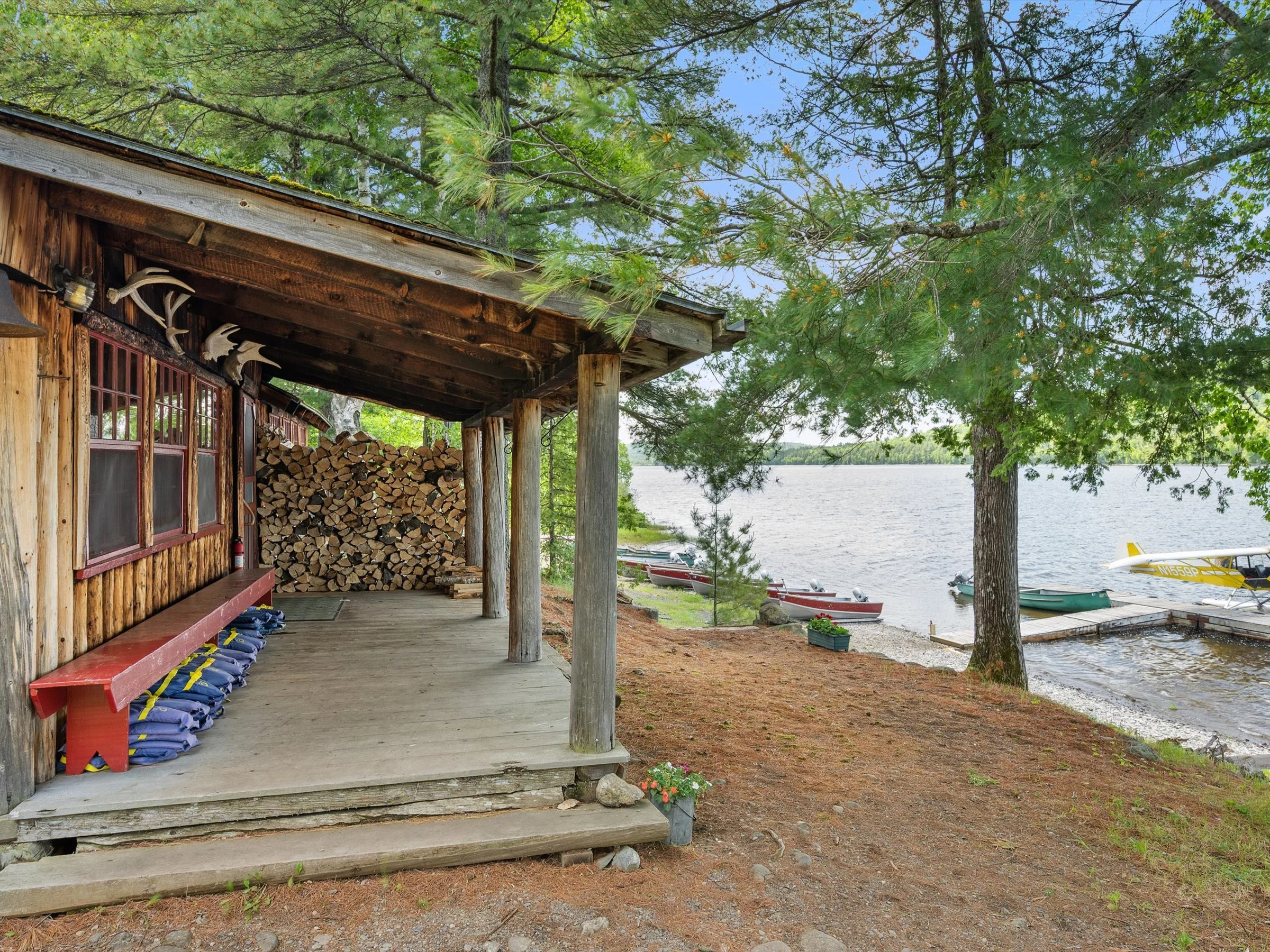 042-Bradford Camps, Munsungan Lake.jpg