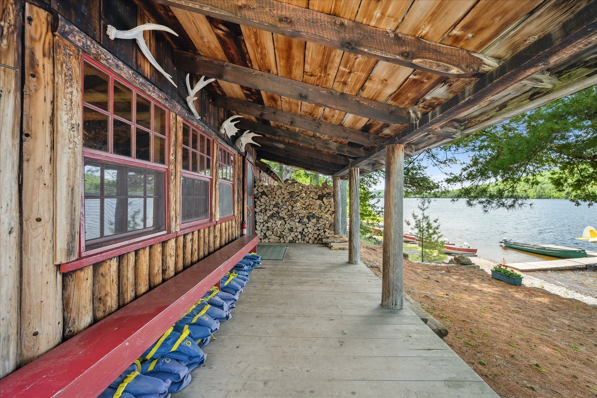 040-Bradford Camps, Munsungan Lake.jpg