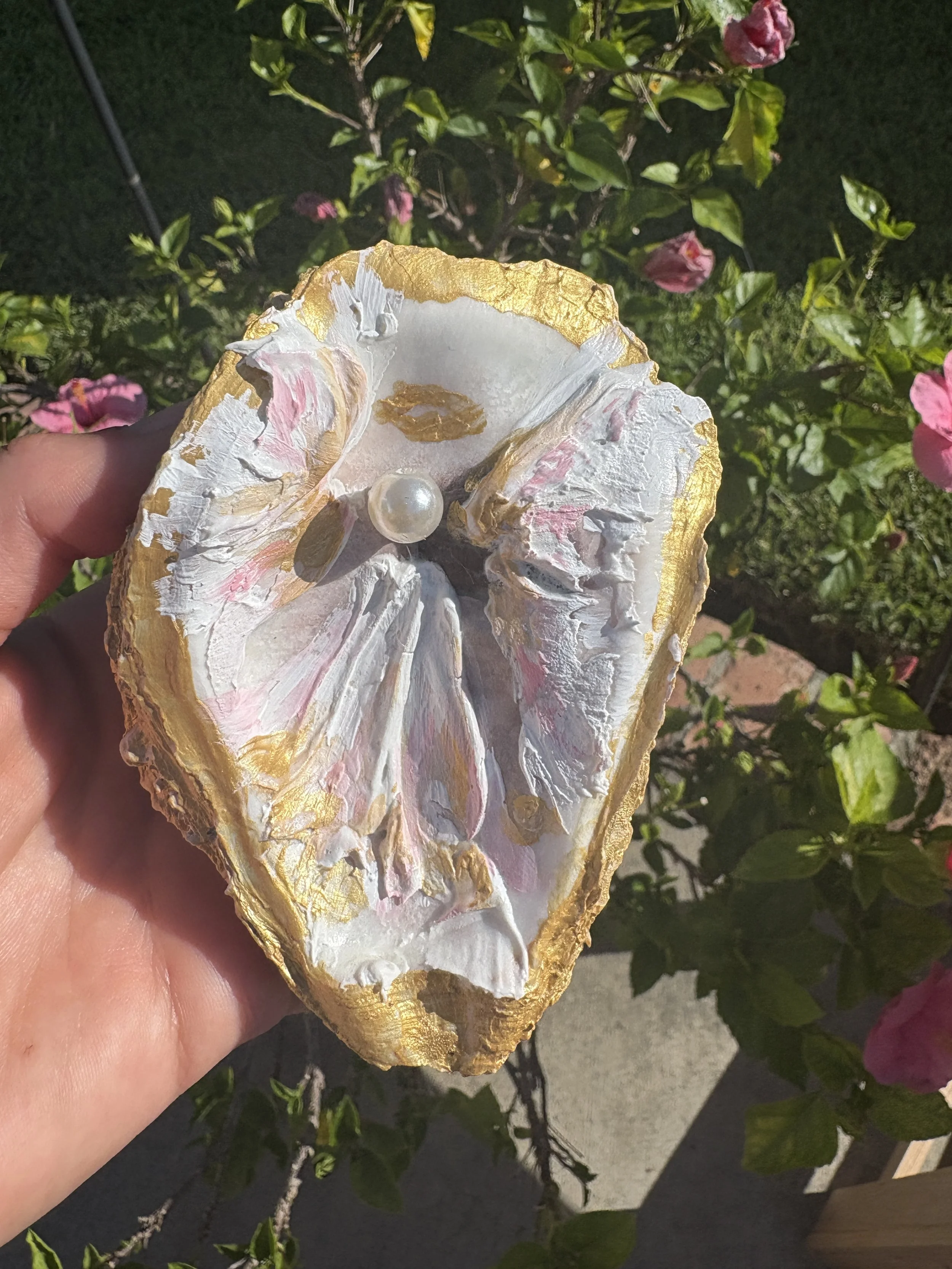 Decorative Oyster: "Kindness"