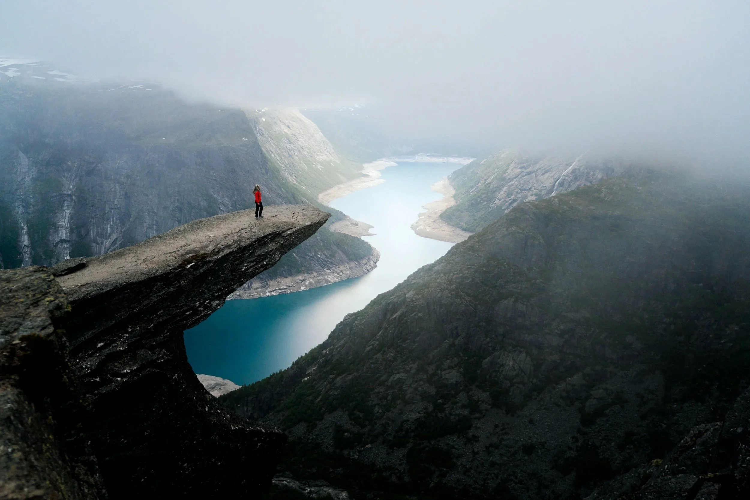 13_VHF0624_Trolltunga_Marvin+Kuhr.jpg
