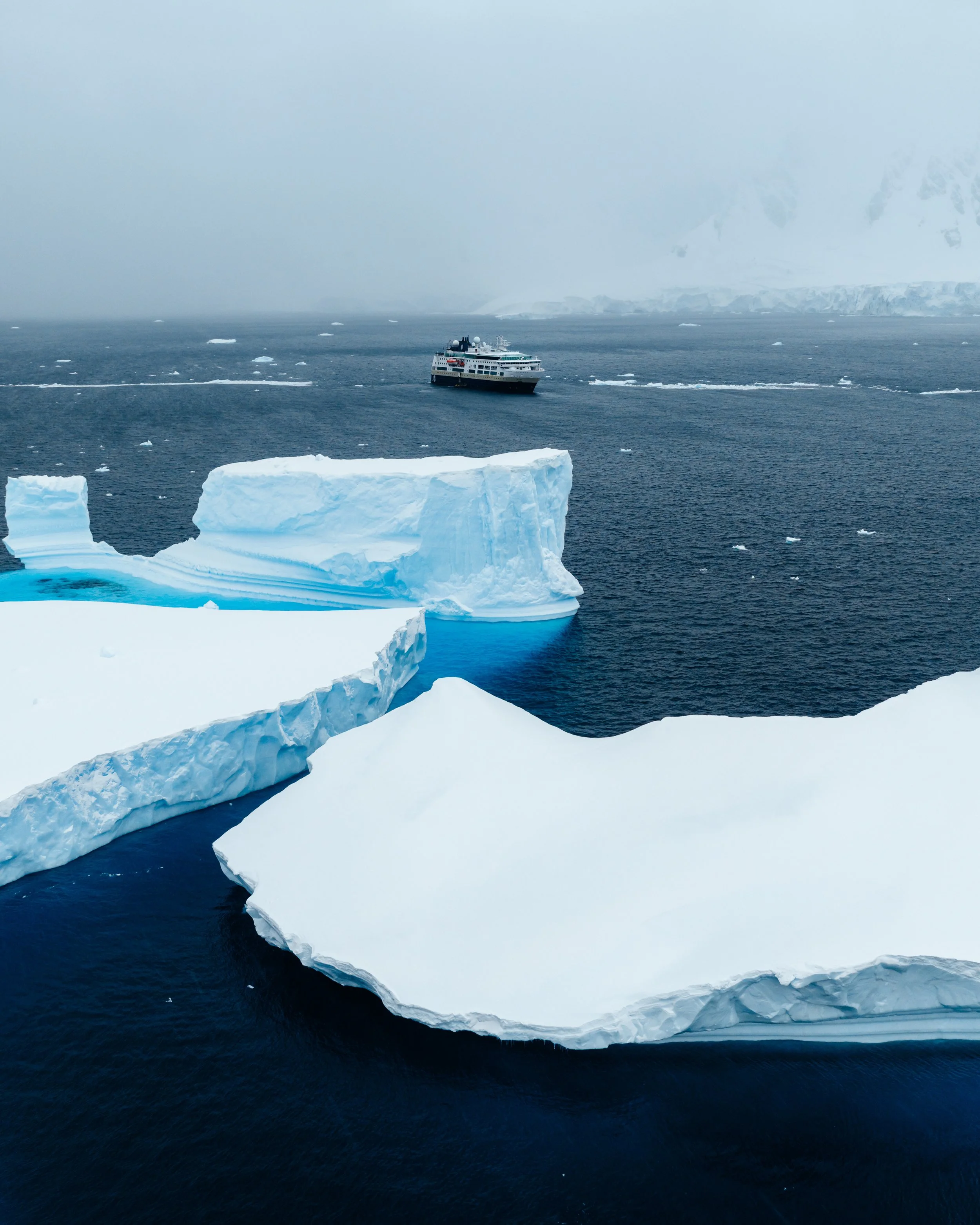 2025_HX_Antarctica_Content_Marvin Kuhr_08.jpg