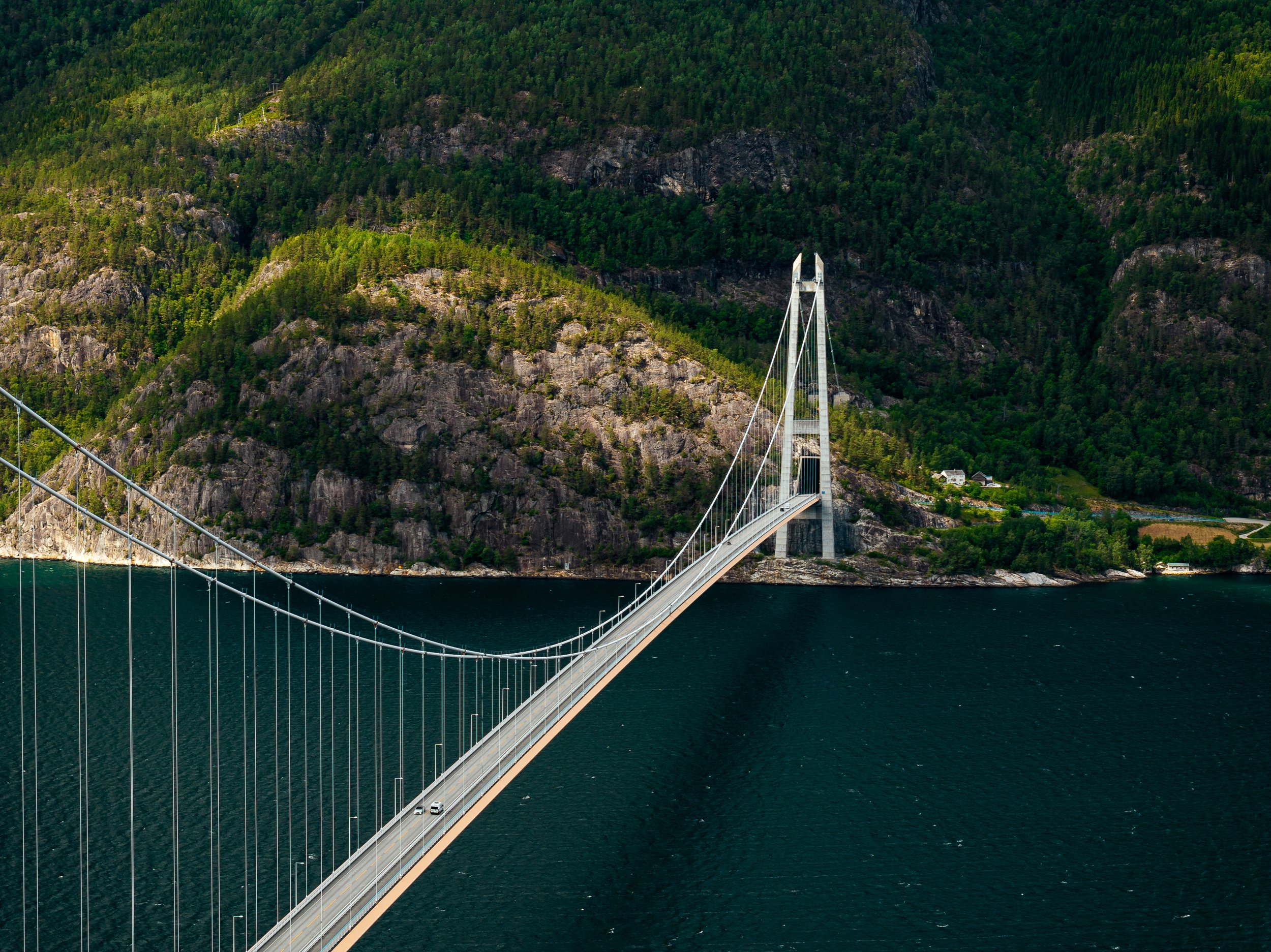 22_VHF0624_Hardanger Bridge_Marvin Kuhr.jpg
