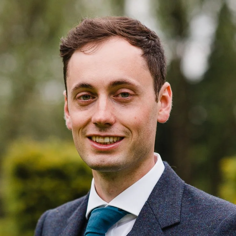 What constitutes a CD4+&nbsp;T-cell epitope?