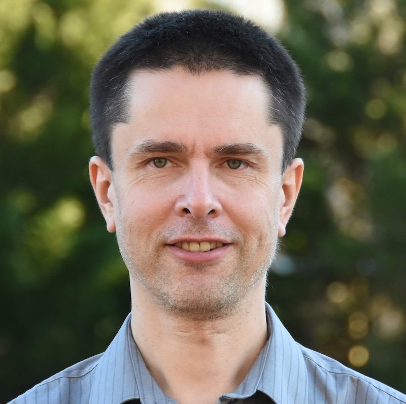 How much labelled training data do we need to predict TCR specificity against private neoantigens?