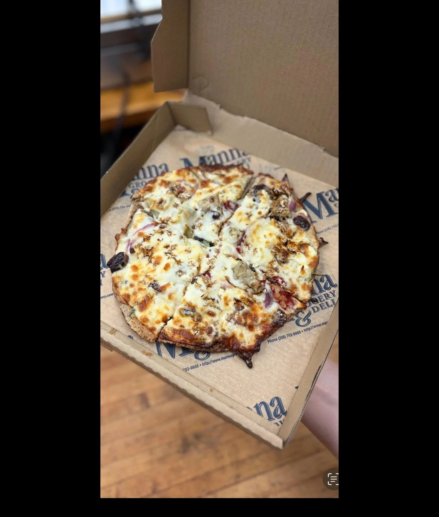 Manna&rsquo;s Lunch Specials for Friday, March 13th!: Entrees

Soulful Salmon (GF) 13

Mediterranean Pizza 11

(white base, spinach, red onion, roasted red peppers, artichokes, olives, feta, mozzarella &amp; topped w/ balsamic glaze) 

Cauliflower Ch