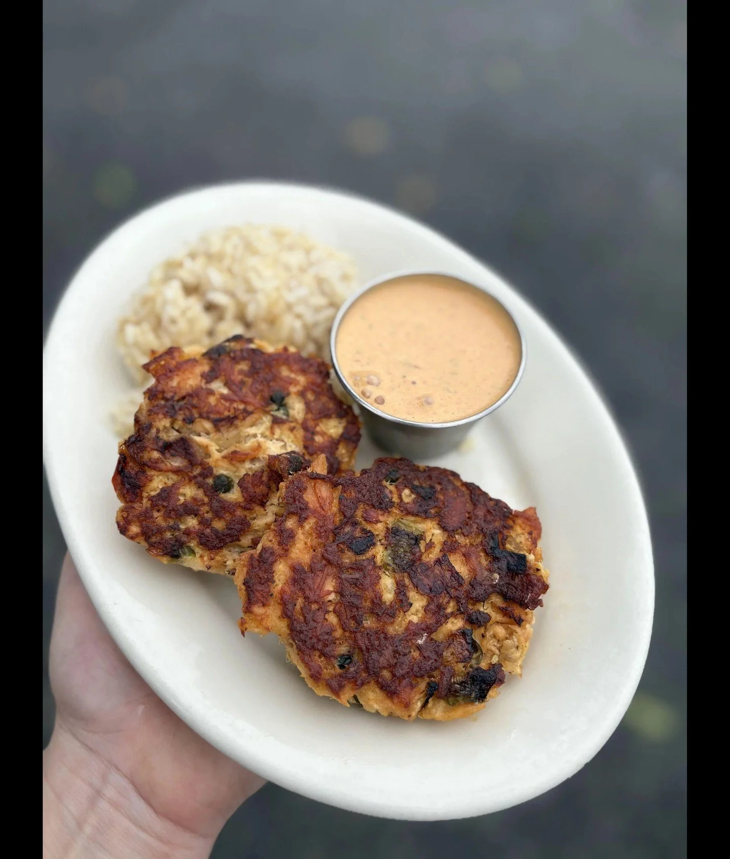 Manna&rsquo;s Lunch Specials for Monday, March 23rd!: Entrees

Salmon Croquettes 12

Greek Chicken Bowl (GF) 12

(marinated chicken, quinoa, tomato-cucumber salad, hummus, feta &amp; tzatziki sauce)

Guacamole &amp; Black Bean Salad (GF) 11

Sides

K