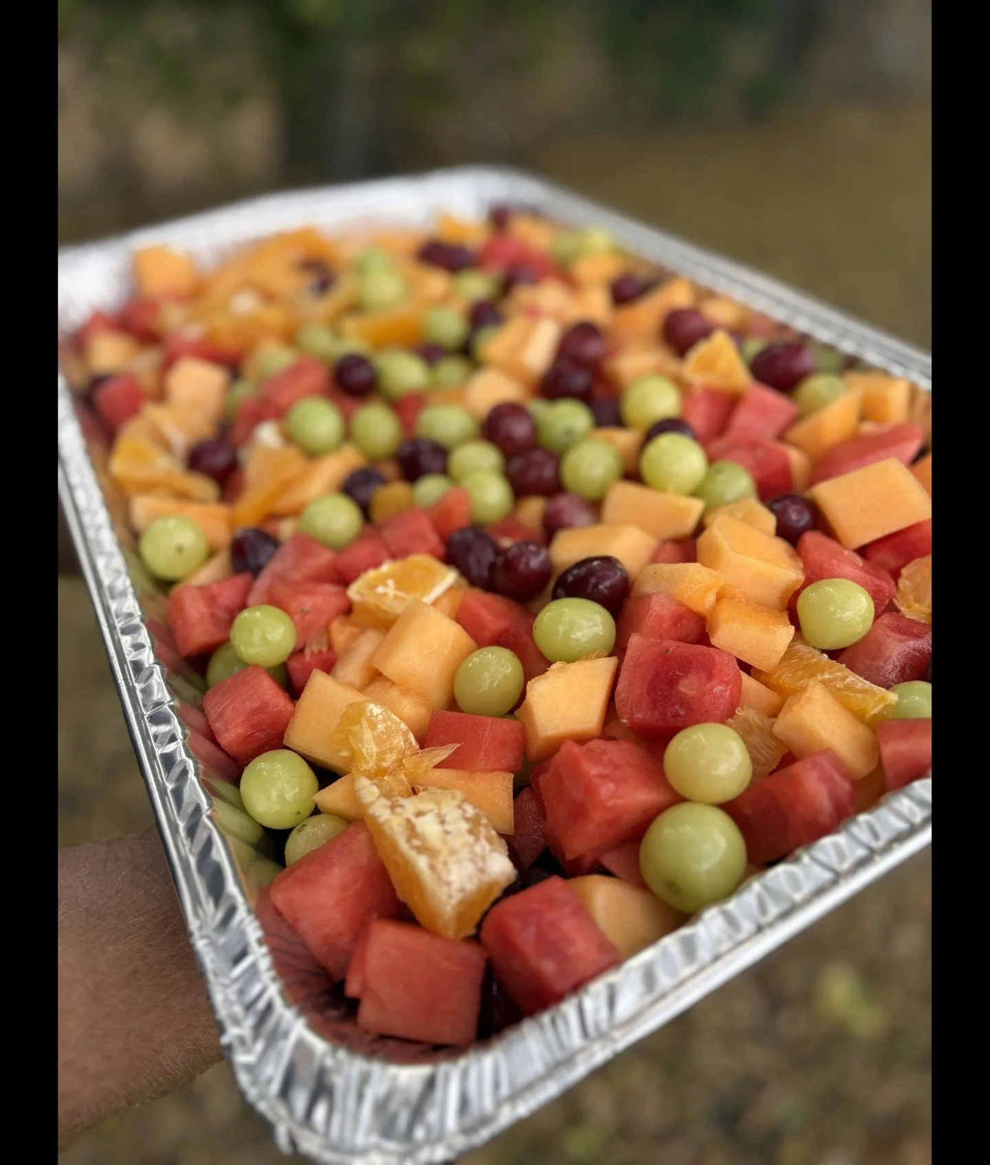 Manna&rsquo;s Lunch Specials for Thursday, April 30th!: Entrees

Mediterranean Shrimp Pasta Salad 12

Hot Honey Chicken Salad Sandwich 11

Crunchy Taco Wrap (V) 11

Sides

Kale Salad, Sesame Slaw, Side Salad, Soup Cup

Fruit, Steamed Vegetables

Soup
