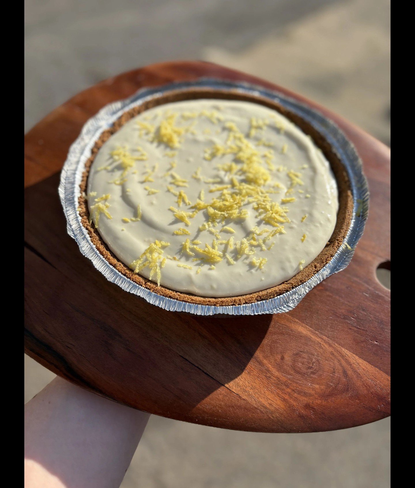 Manna&rsquo;s Lunch Specials for Tuesday, May 26th!: Entrees

Pineapple Fish Tacos (GF) 12

(pineapple salsa, purple cabbage &amp; avocado crema) 

Chicken Noodle Casserole 11

Miso Mushroom Bowl (V+GF) 11

(mushrooms, brown rice, carrot, cabbage, ed