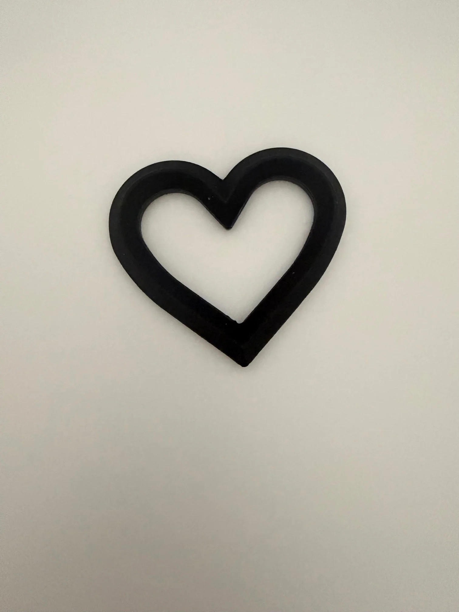 Black heart ring