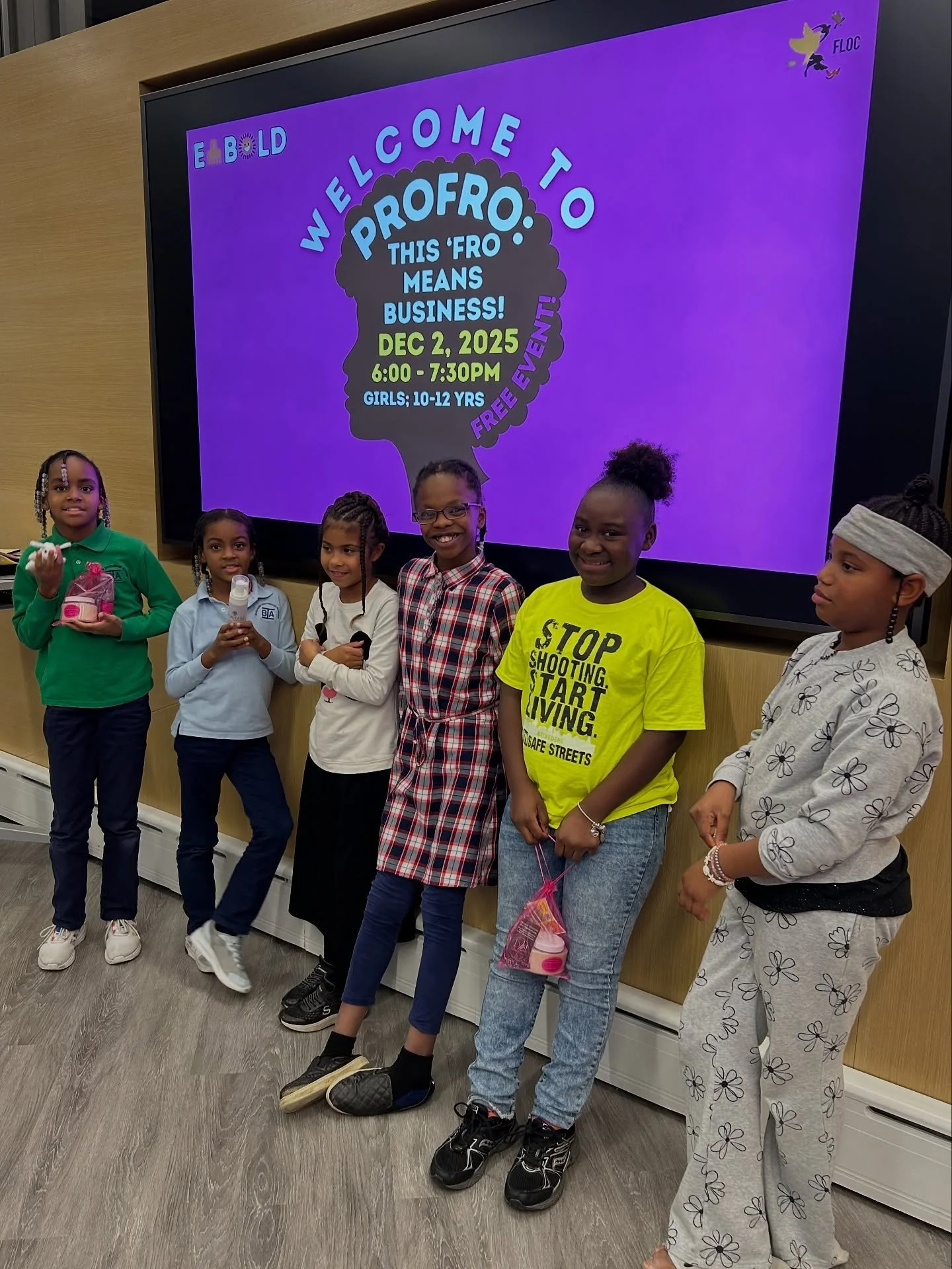 @emboldproject + @jhufloc partnered to bring to life ProFro: This &rsquo;Fro Means Business: an event at @lifedesignlabjhu showing young girls of color that embracing their curls goes hand in hand with confidence, and professionalism.

They learned t