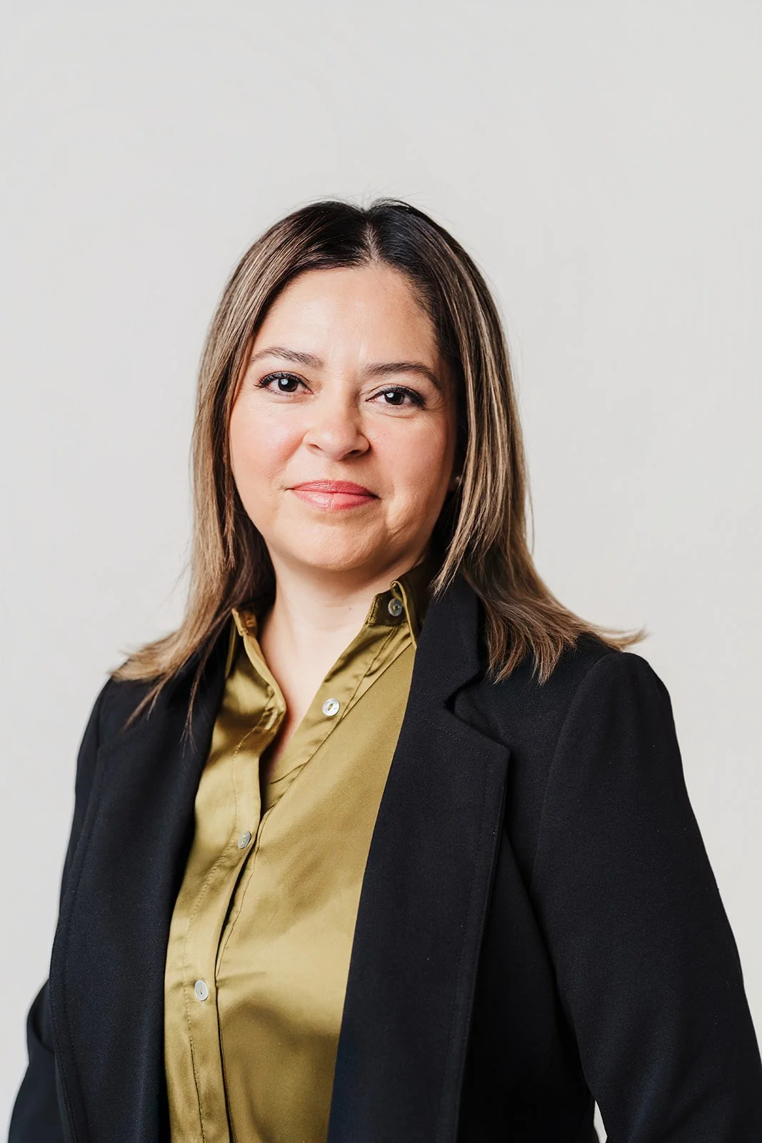 Marlene Alfaro headshot.