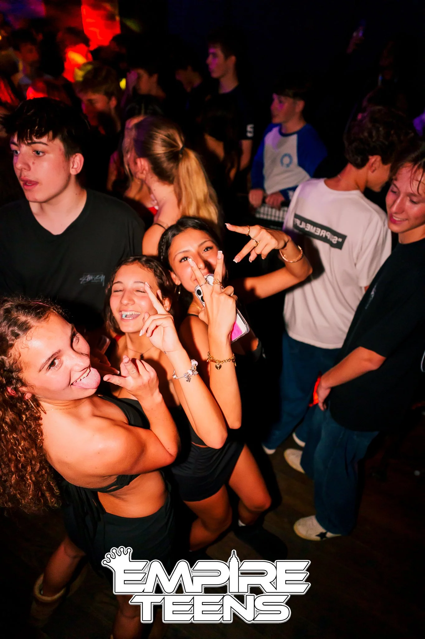 IG @yves_saint_dior YVESAINTDIOR.NET-36281.jpg