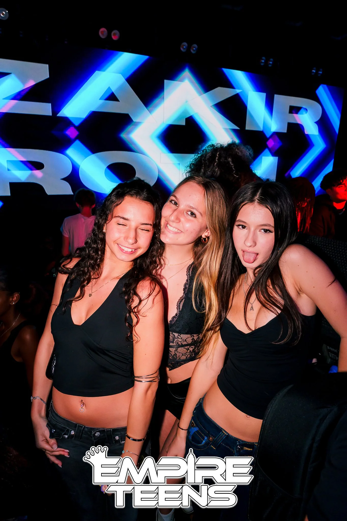 IG @yves_saint_dior YVESAINTDIOR.NET-36402.jpg