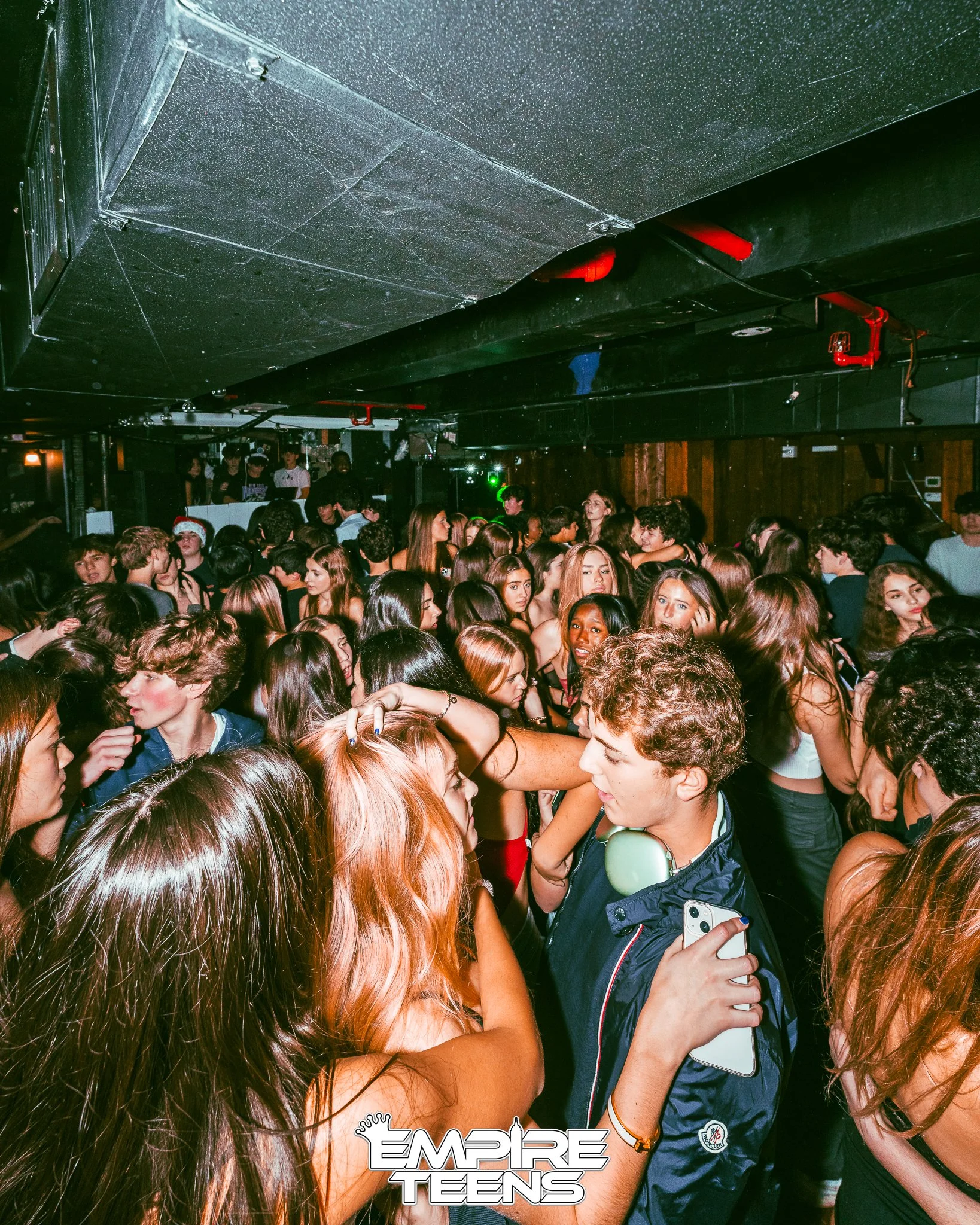 Winter Wonderland @ Club Elizabeth