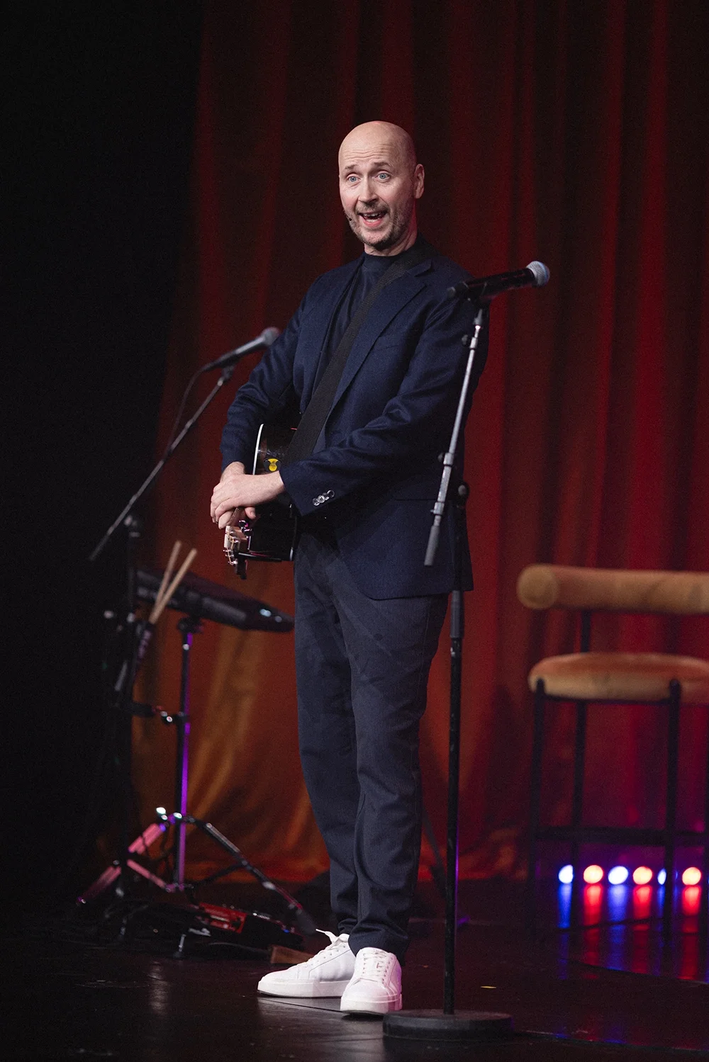 Komker Terje Sporsem i Høy og mørk på Chrsitiania Teater