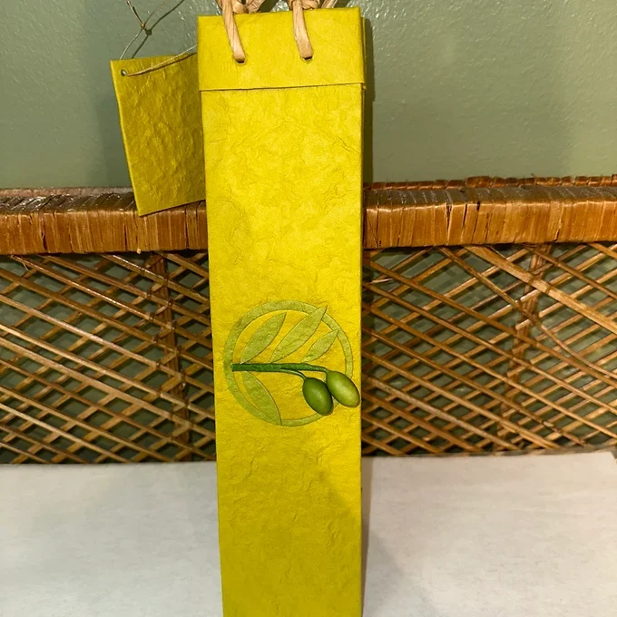 Bella Vita: Castilla Olive Single