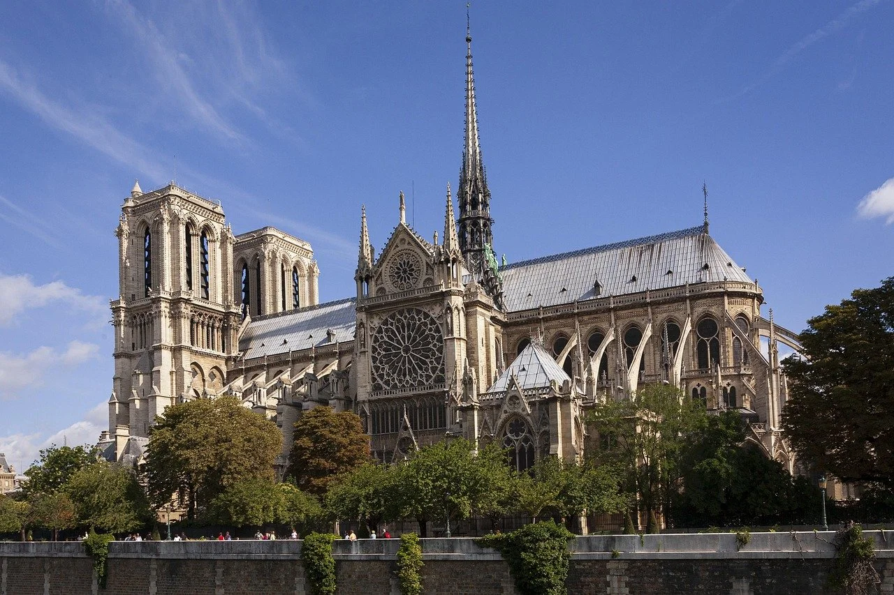 notre-dame-4373242_1280.jpg