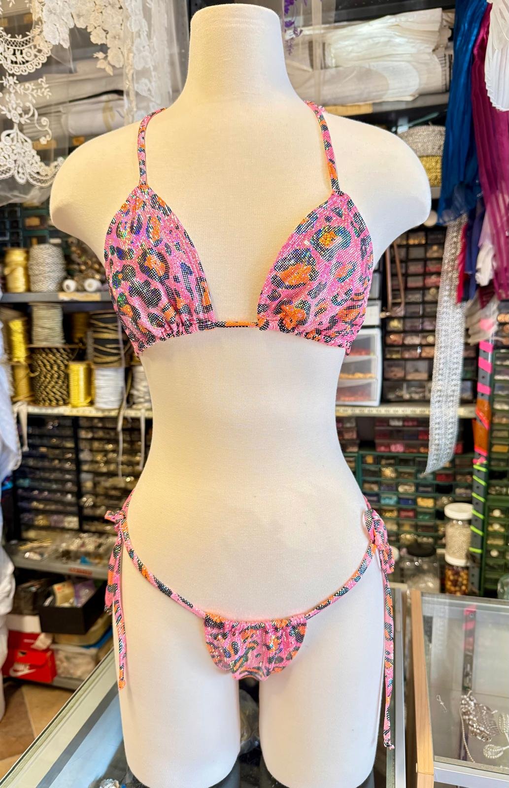 2 Pieces lady's swimwear