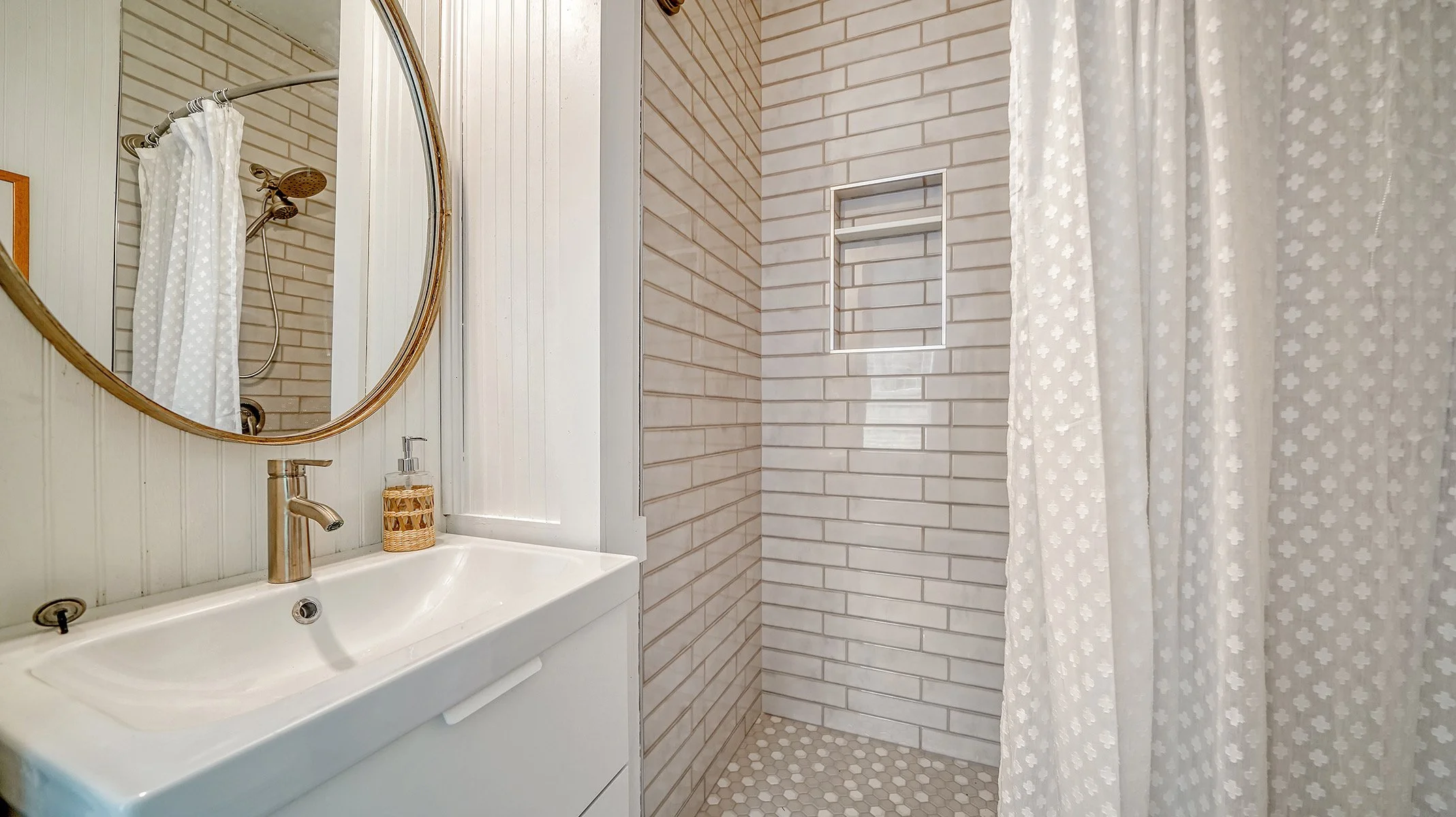 Beautifully tiled shower