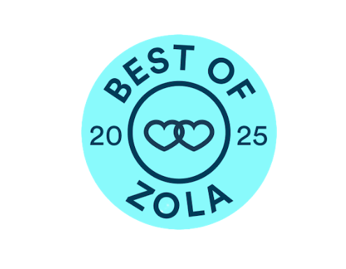 Blue circular badge with the text 'Best of Zola' and the years 2025, featuring two interlocked hearts inside a circle in the center.