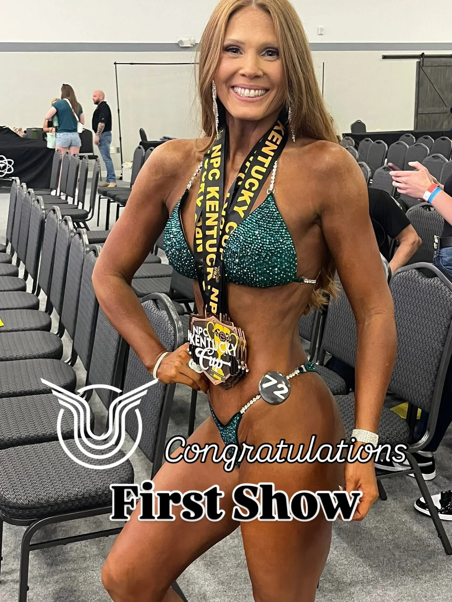 Huge congratulations to @gauntl1 for competing in her first ever bikini bodybuilding show! 5 months of very hard work and this mom of 4 absolutely killed this prep! Swipe -> to see progress photos. 🔥 She&rsquo;s already making future competition 