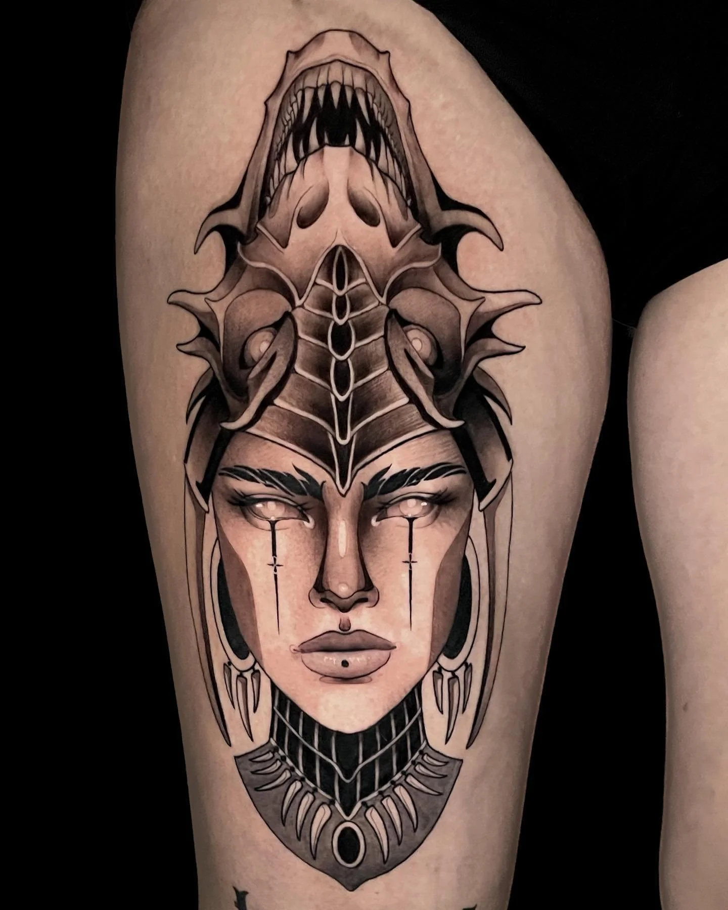 Had such a good time creating this dragon lady piece with @karleighrn 🐲  swipe to see the the dragon! 
Also, currently on vacation so I will be back to answering emails soon👍🏼 
.
.
.
#tattoo #njtattooartist #dragontattoo #ladyfacetattoo