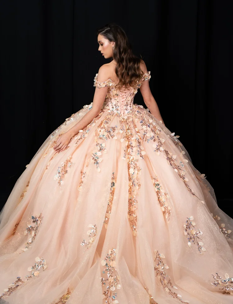 Lucia – vestido de XV años