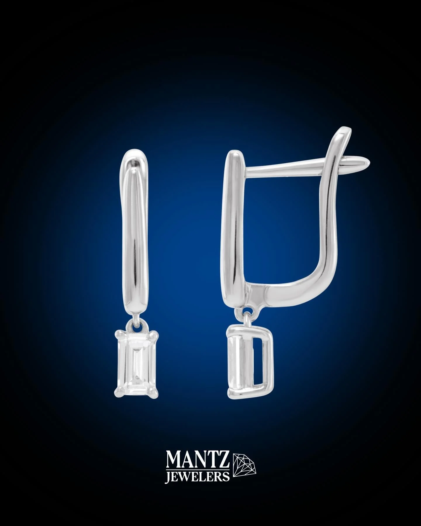 ✨Your next favorite earrings ✨
14K Gold 3/4 CTW lab-grown diamond dangle earrings.
#mantzjewelers#newjerseyjeweler#stullerjewelry#diamonds