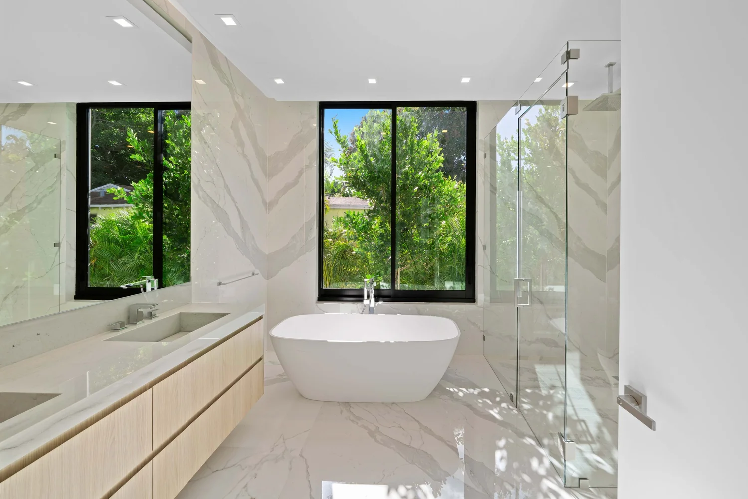 11636 NE 7th Ave — View 9