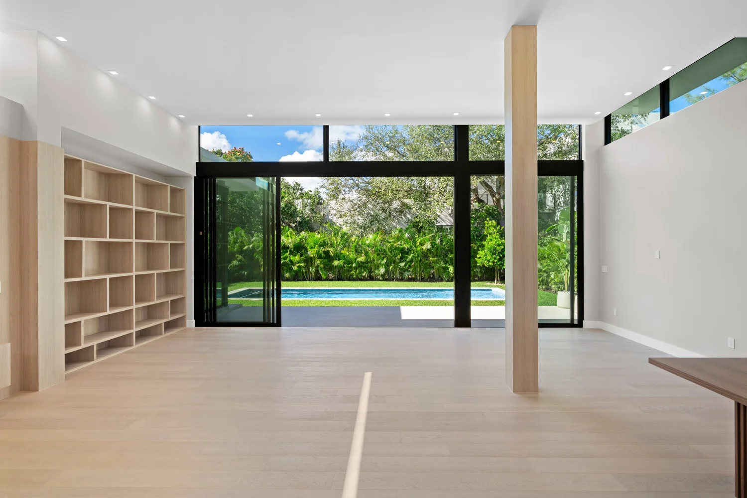 11636 NE 7th Ave — View 3
