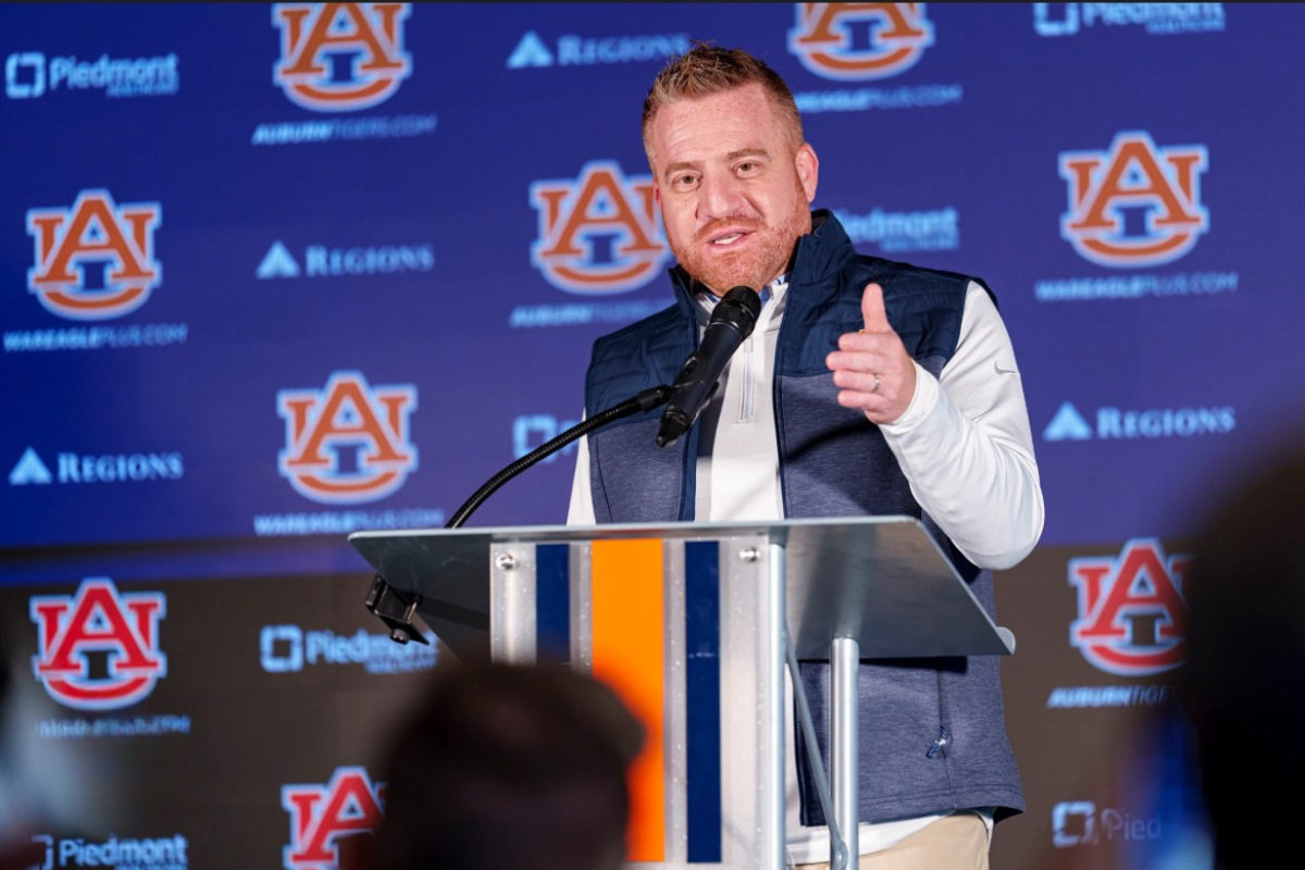 Elite or Nothing: How Alex Golesh Is Redefining the Standard at Auburn