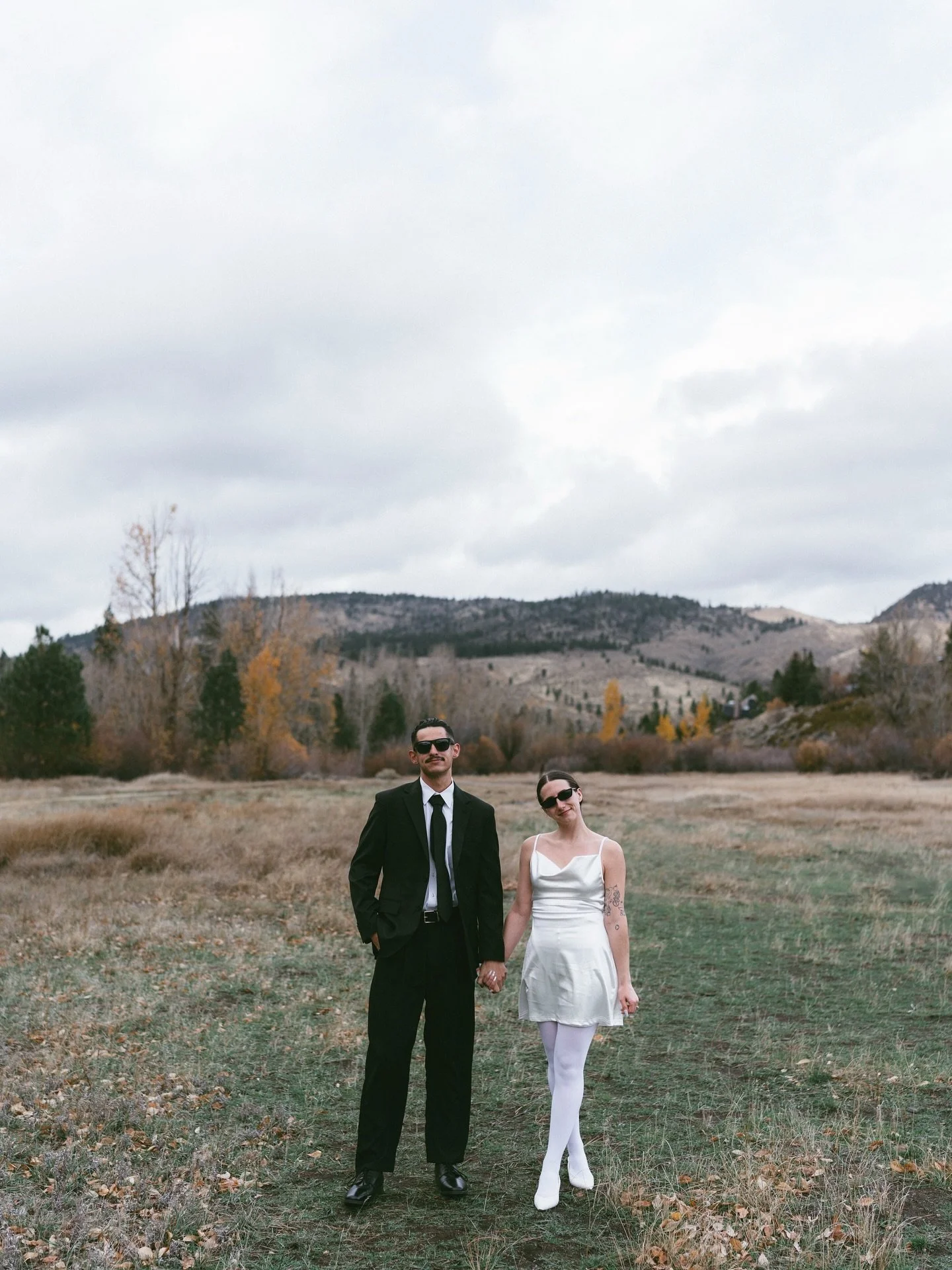 mountain chic vibes 😎

#weddingphotography #renotahoephotographer #laketahoeweddingphotographer #jennawestonphoto #utahweddingphotographer