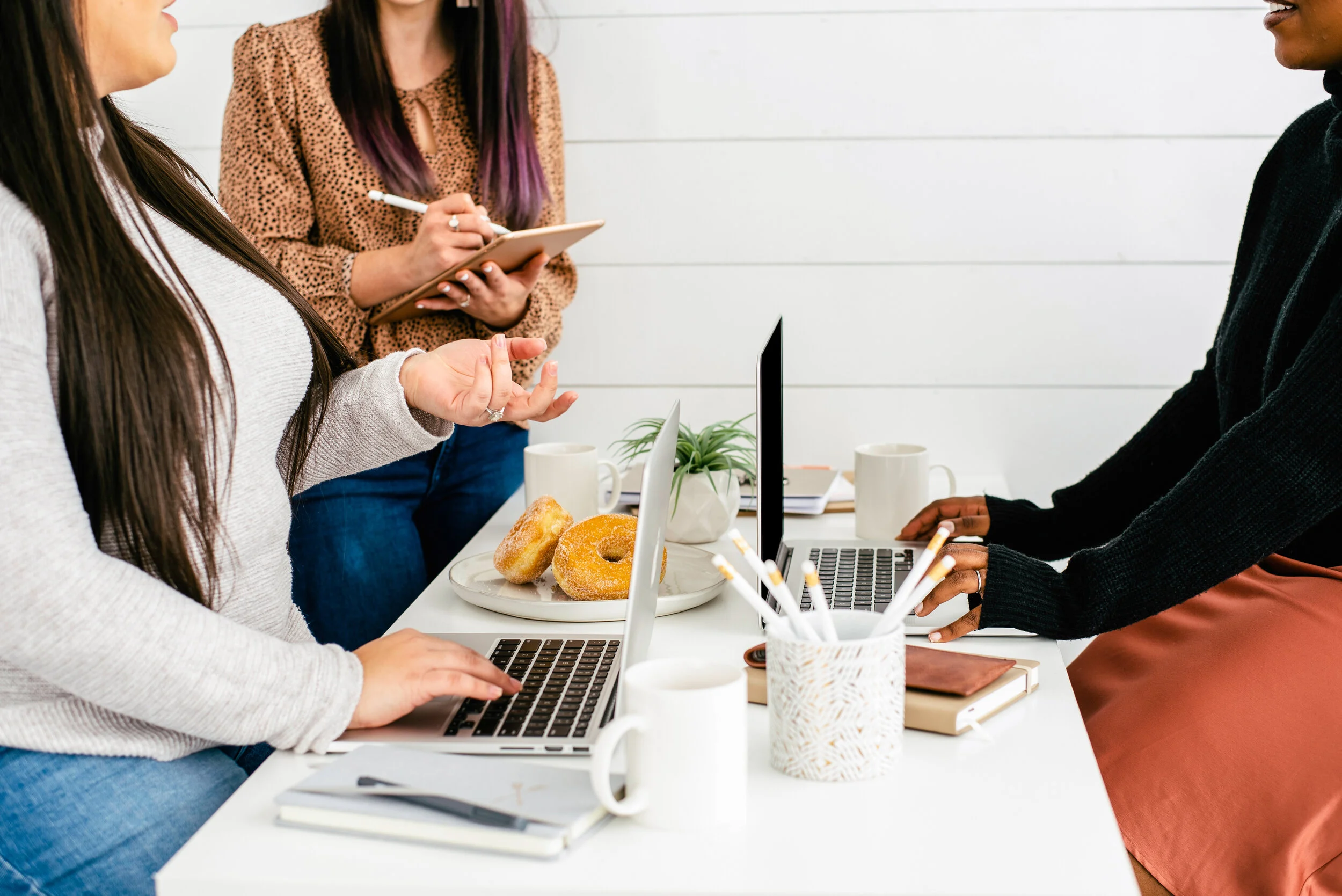 friends-biz (28).jpg