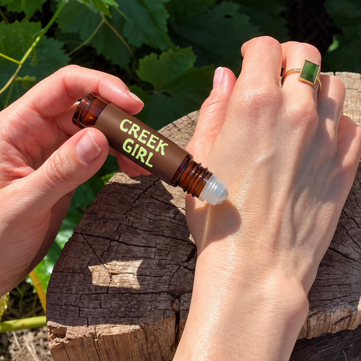 lifestyle image perfume oil roll-on.png