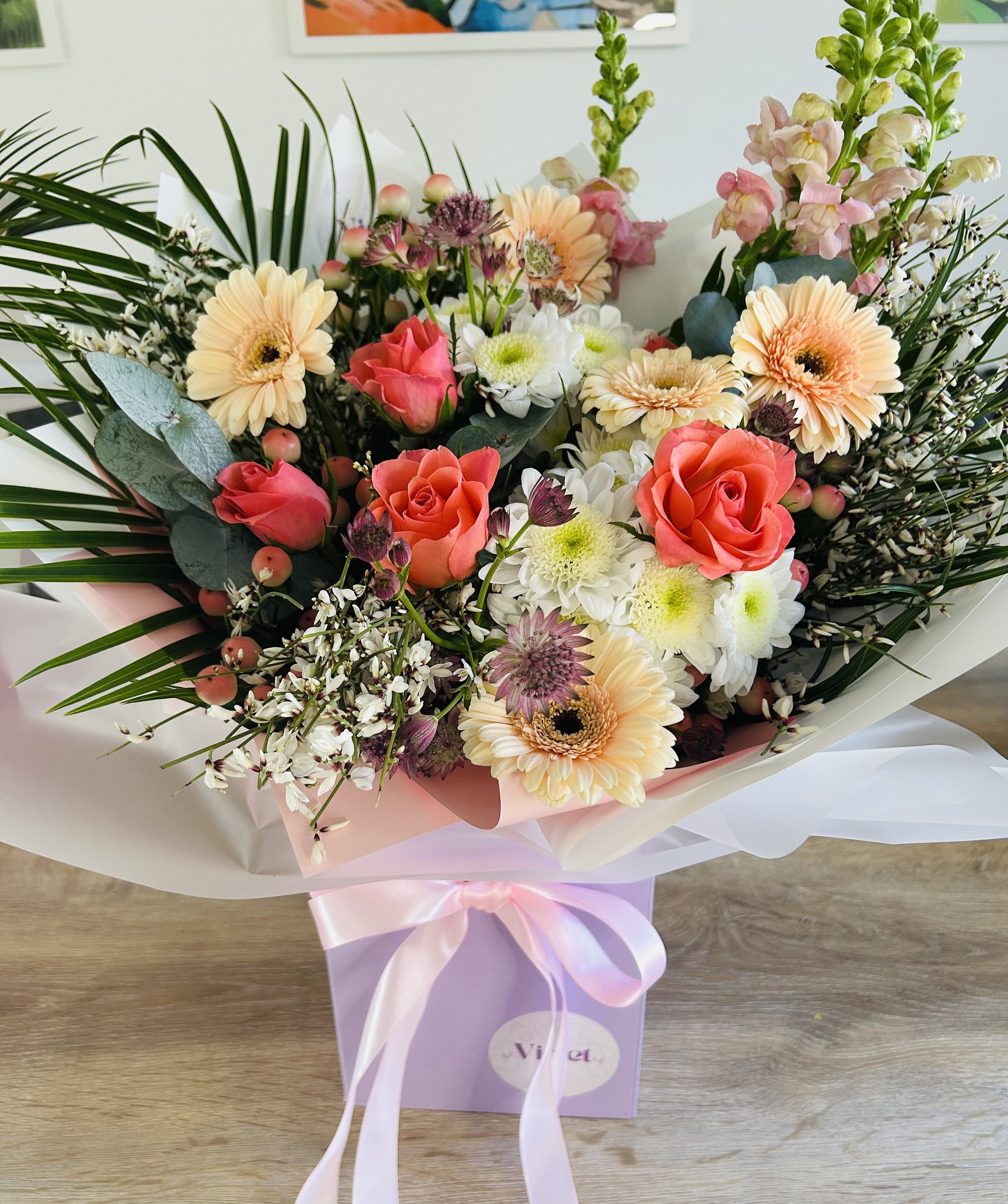 Mother’s Day Hand-Tied Bouquet – Soft Pastel