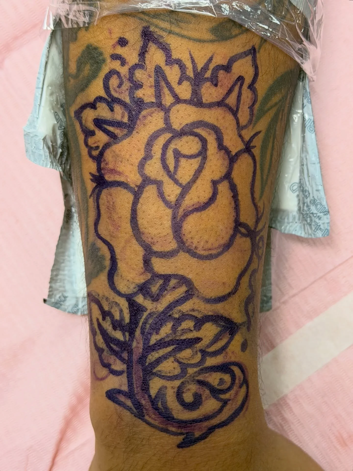 Drawn on rose for @daniels0pp ! Thanks for the trust homie ! I have some random spots available this week for TATTZ! Hit the link in my bio for booking my dudez 🤘