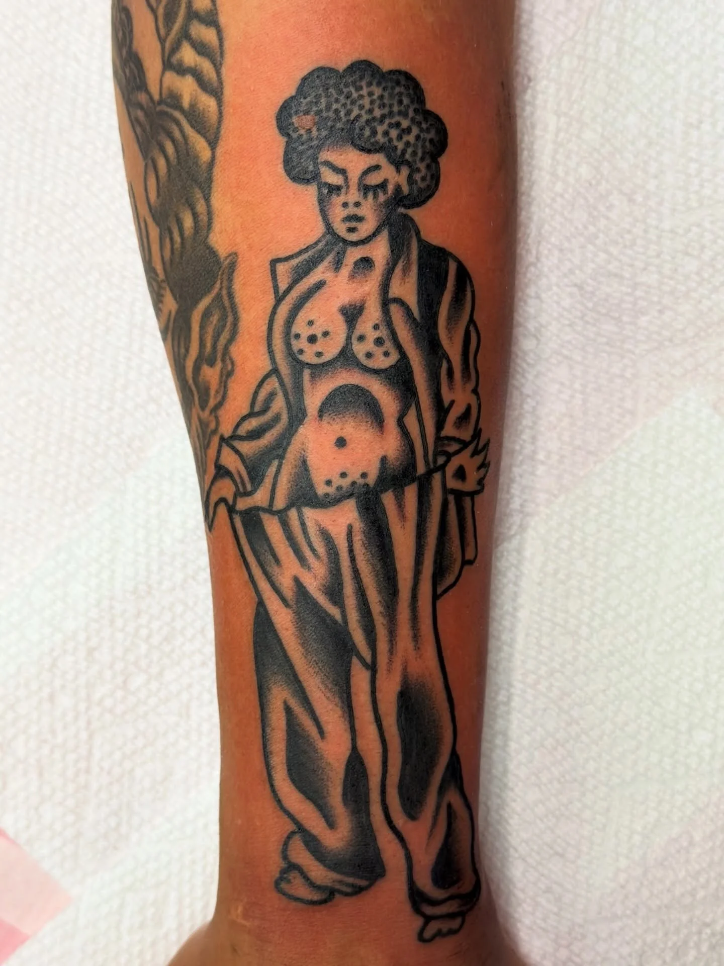 Thank you @zacherydavisfl for snagging this one from my flash book homie !

.
.
.
#ghostmtn #orlandotattooer #luckyhorsetattoo #orlandotattooartist #americantradtionaltattoos