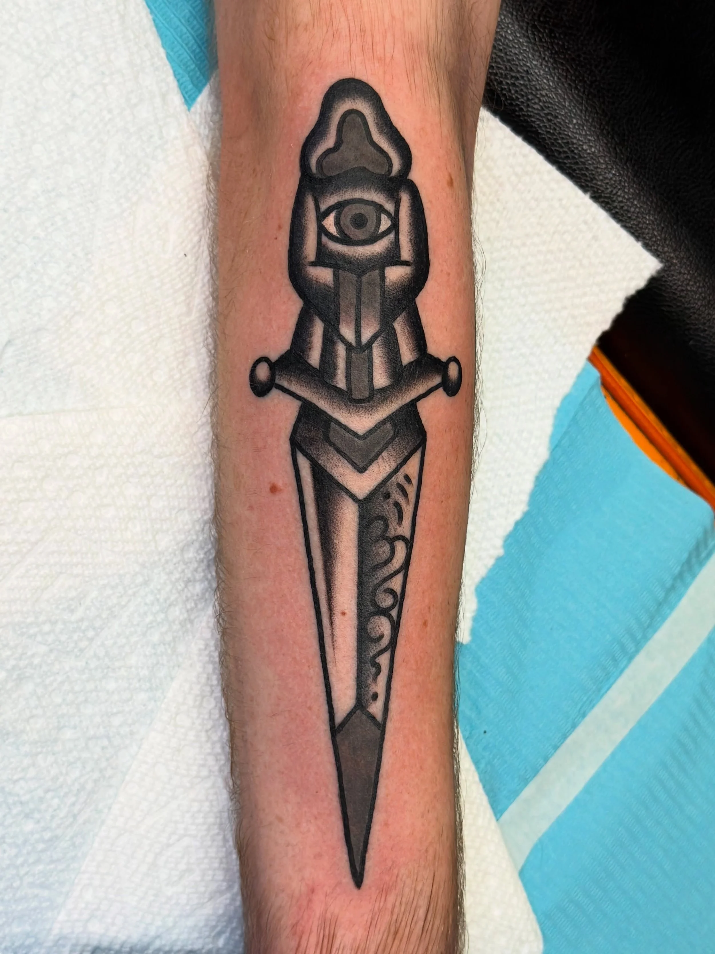 Druid dagger from my line book! Thanks for looking 👁️🧙&zwj;♂️
