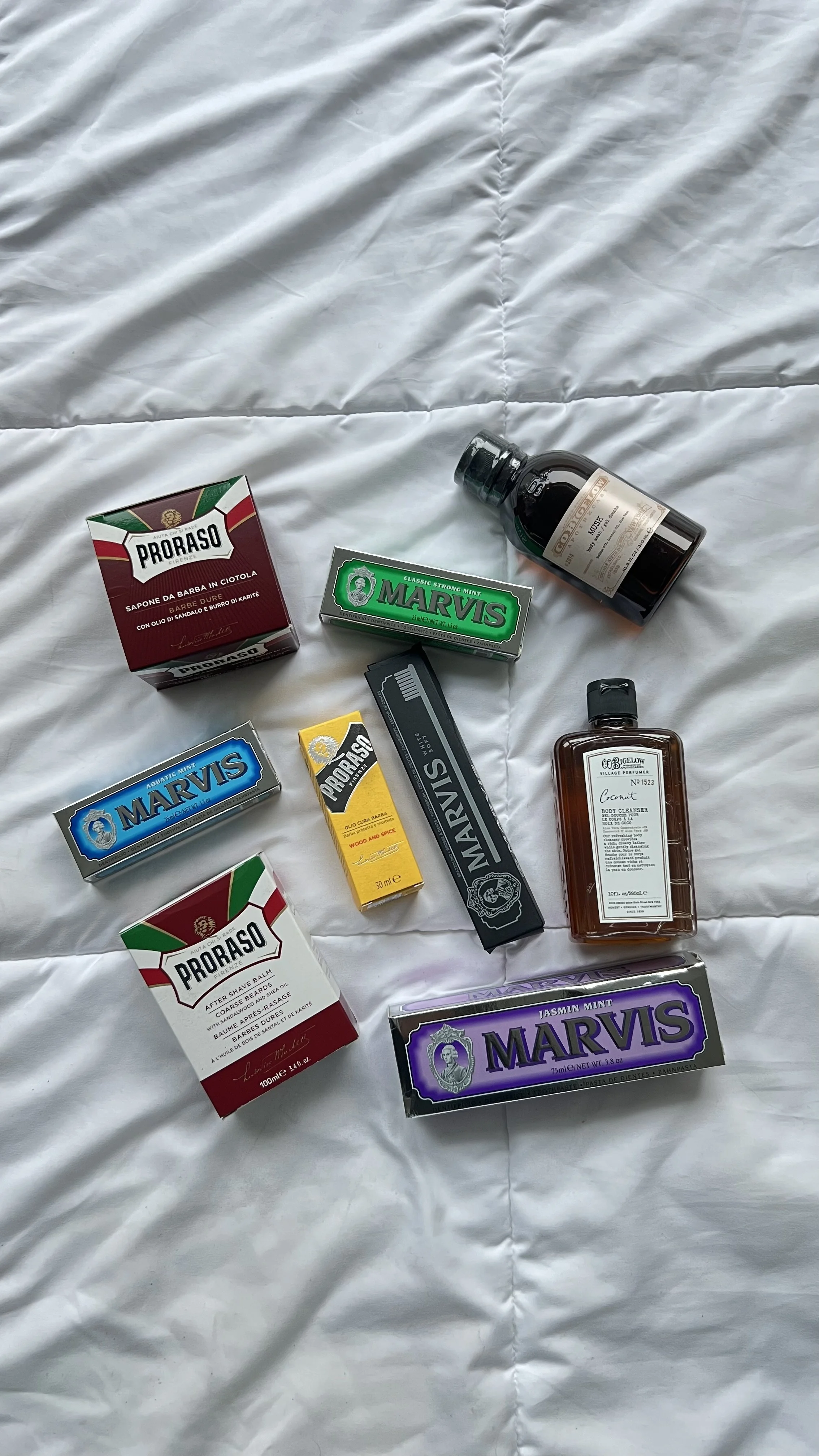 Product Collection UGC shot