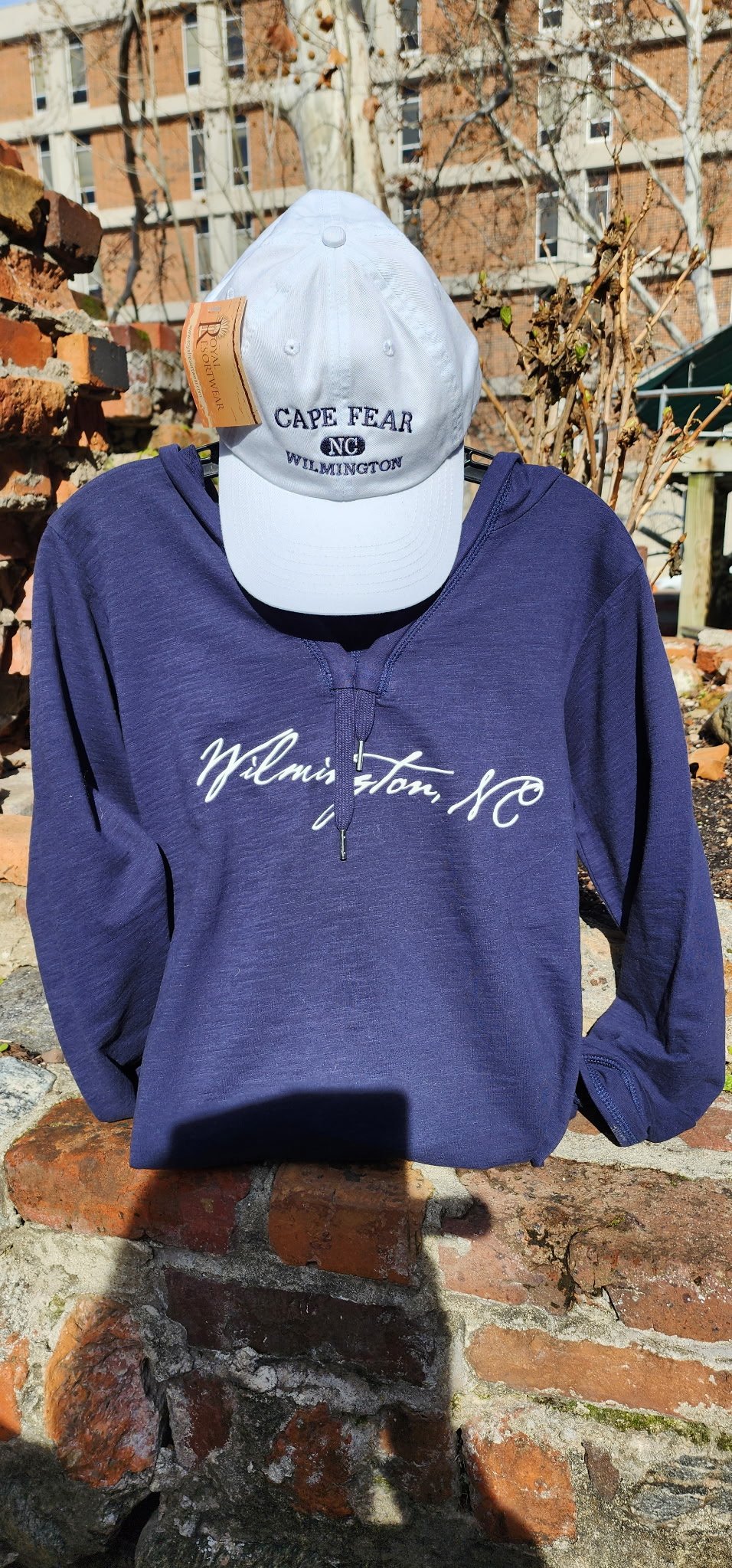 Wilmington V Neck Hoody Navy.jpg