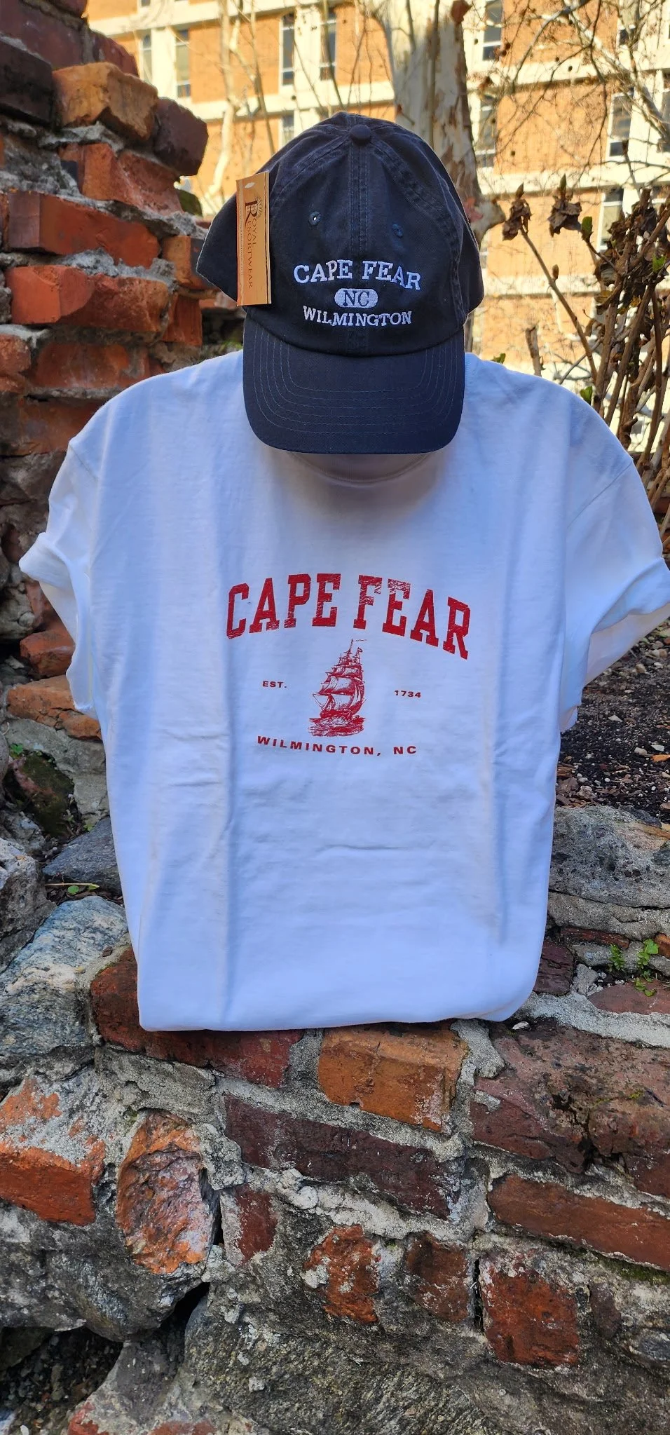 Vintage Schooner [White].jpg