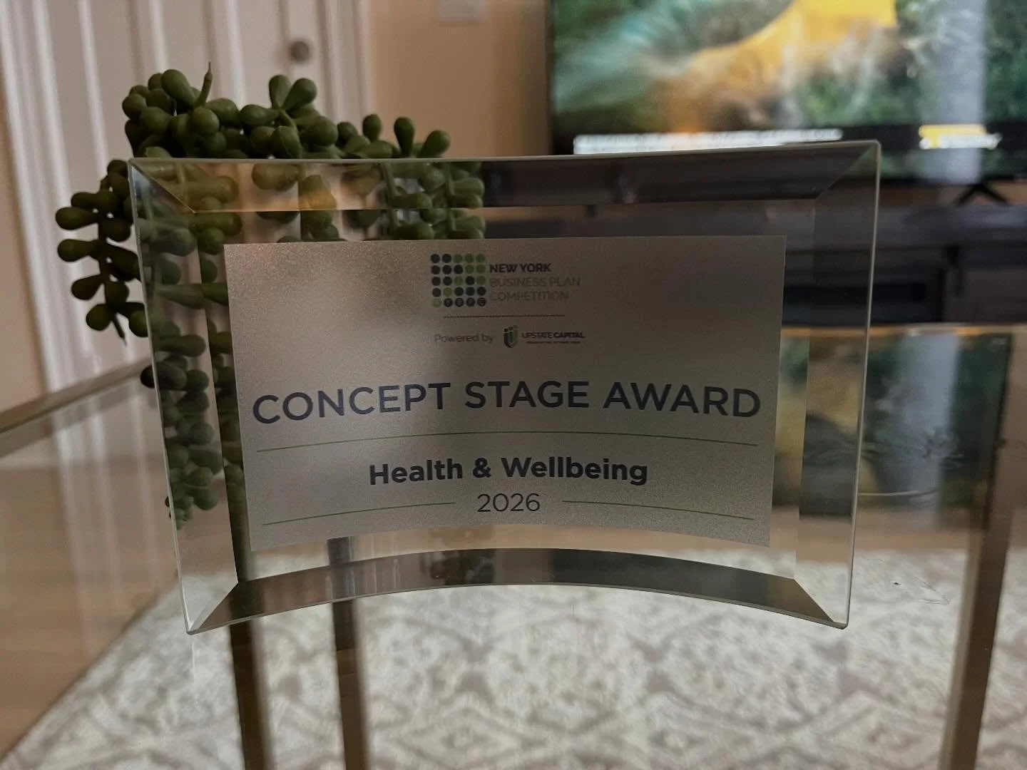 Yesterday, I joined 60 other teams in pitching my business idea at the New York Business Plan Competition  @nybpc_ 

Renewed Roots received the Concept Stage Award which brings with it $500 and continued mentorship with the folks who run the competit