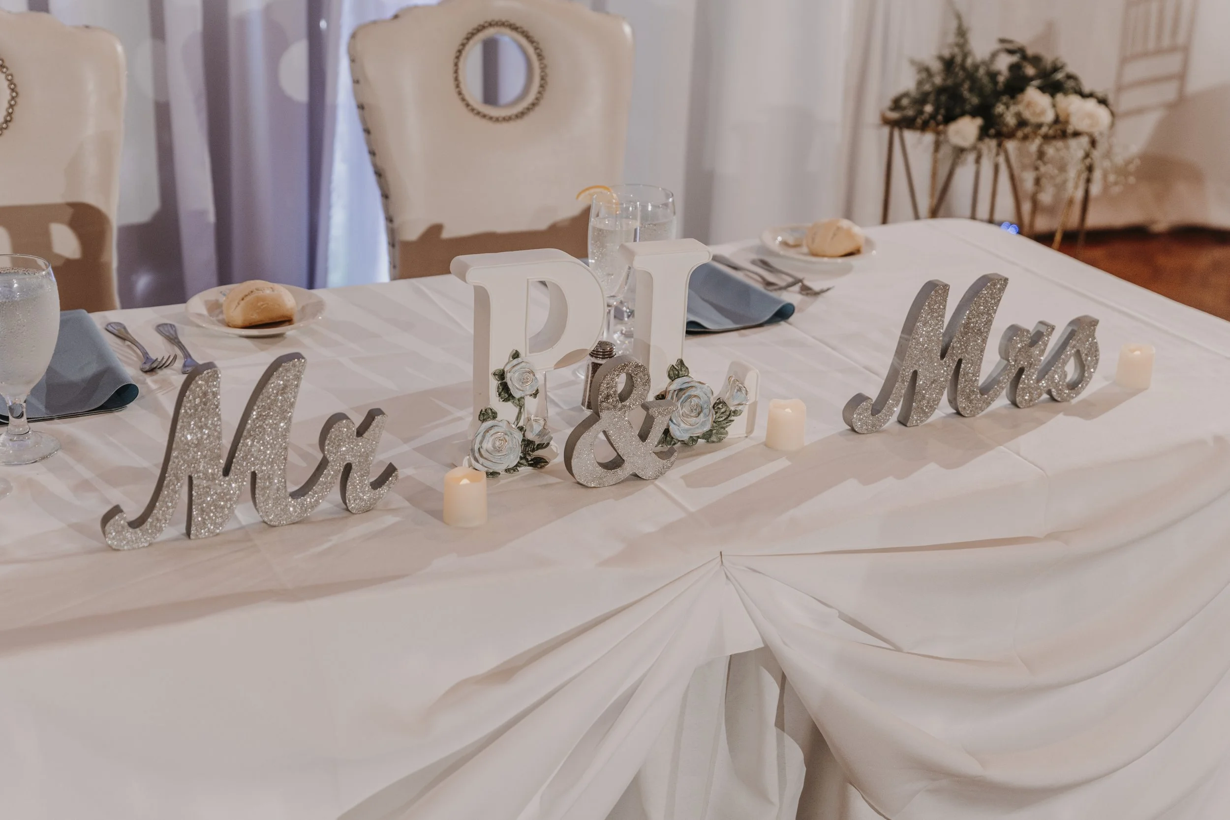 Bride and groom head table