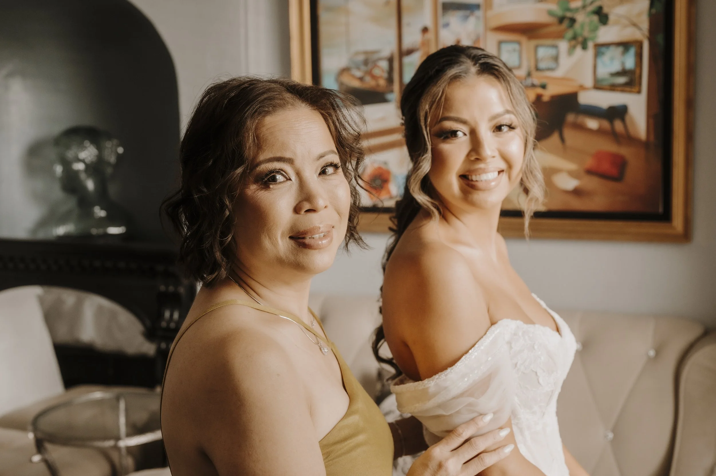 Bride and brides mother n bridal suite