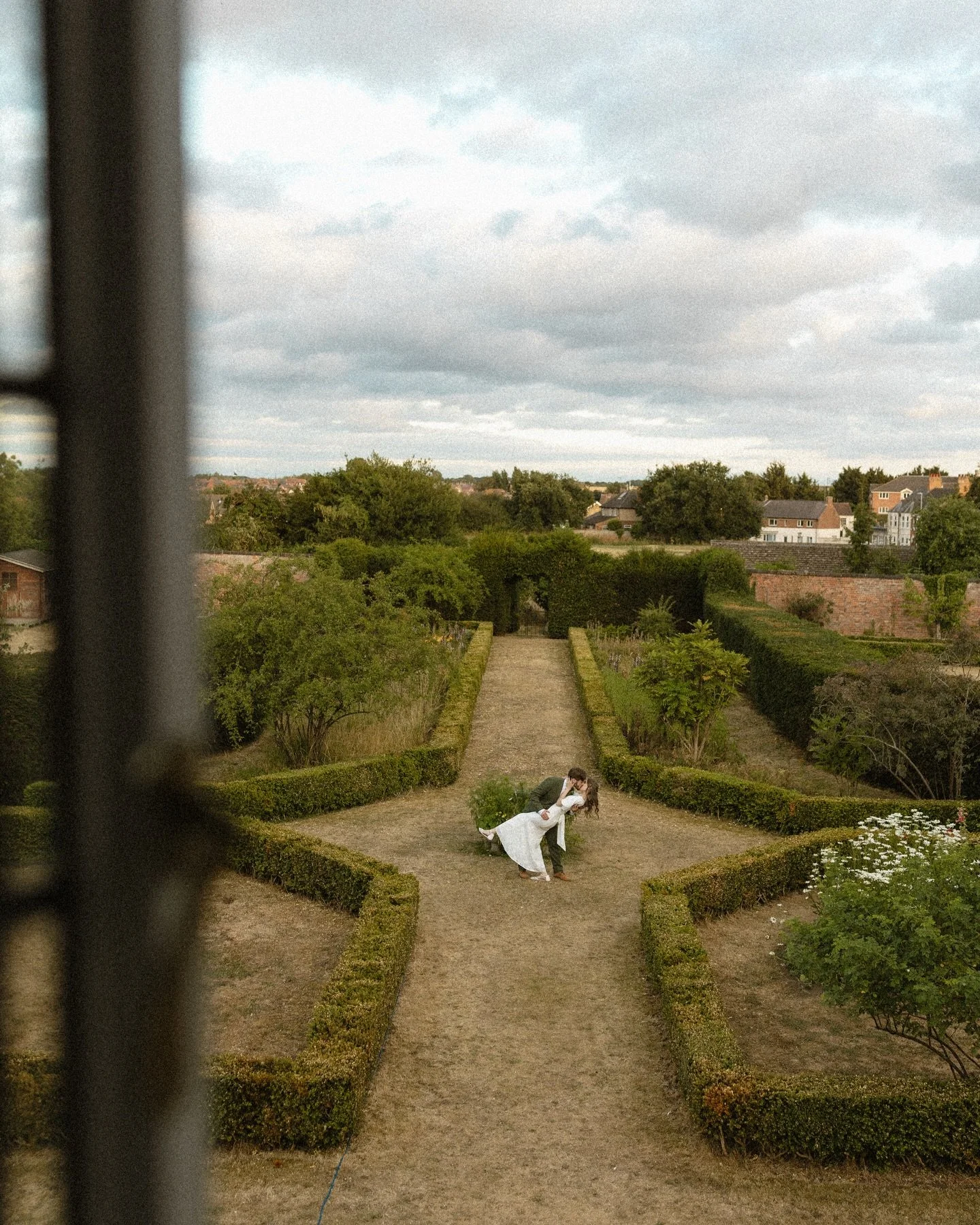 March package updates! ✨ I still have spots for couples and solo shoots in the summer months and into autumn. 🥰

Wedding availability -
2026 (fully booked)
2027 (75% booked)
2028 books will open later in the year 🫶🏻

*Free pre-wedding photoshoot i